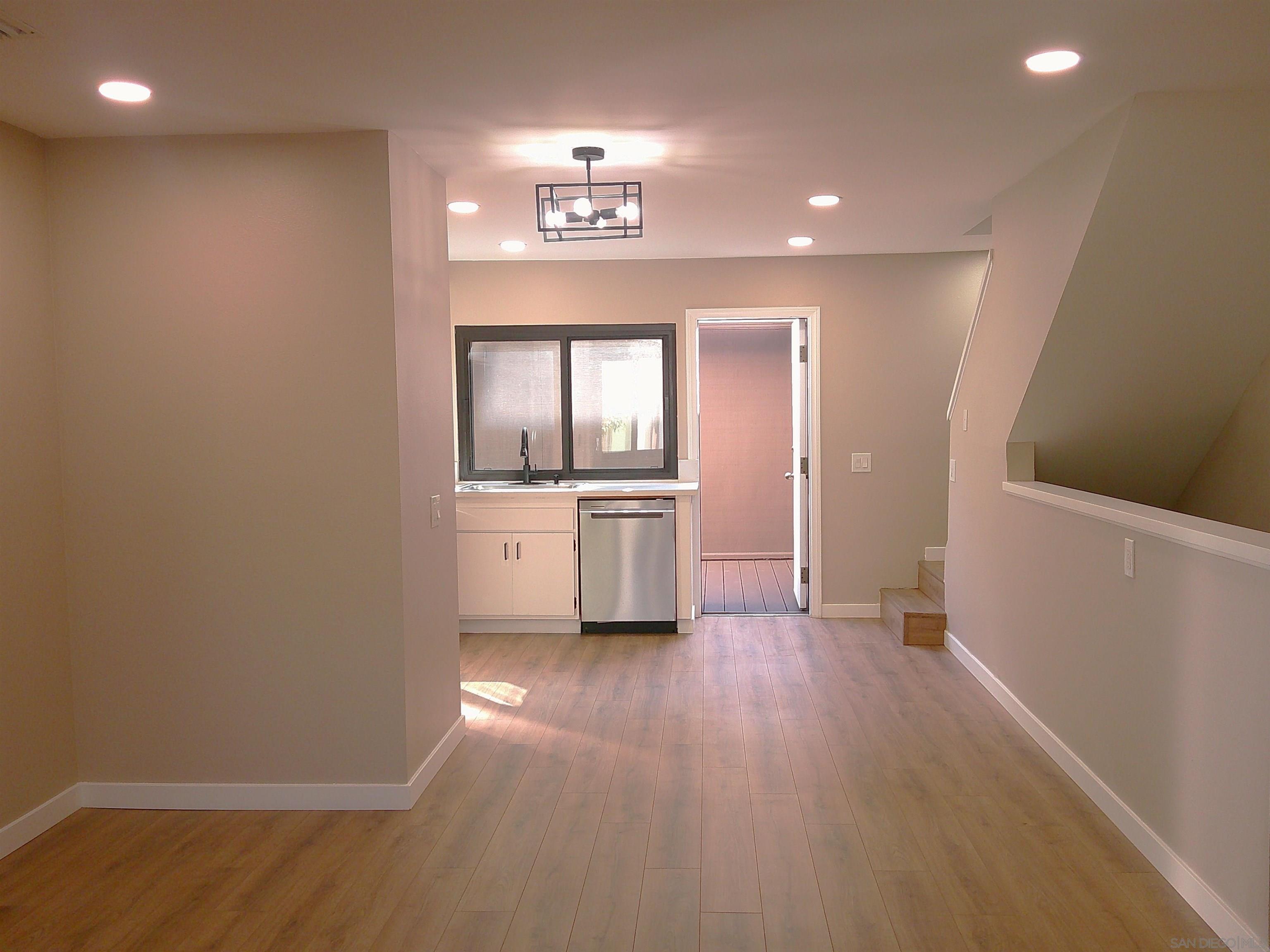 Detail Gallery Image 21 of 23 For 3885  Caminito Litoral  #230,  San Diego,  CA 92107 - 2 Beds | 1 Baths