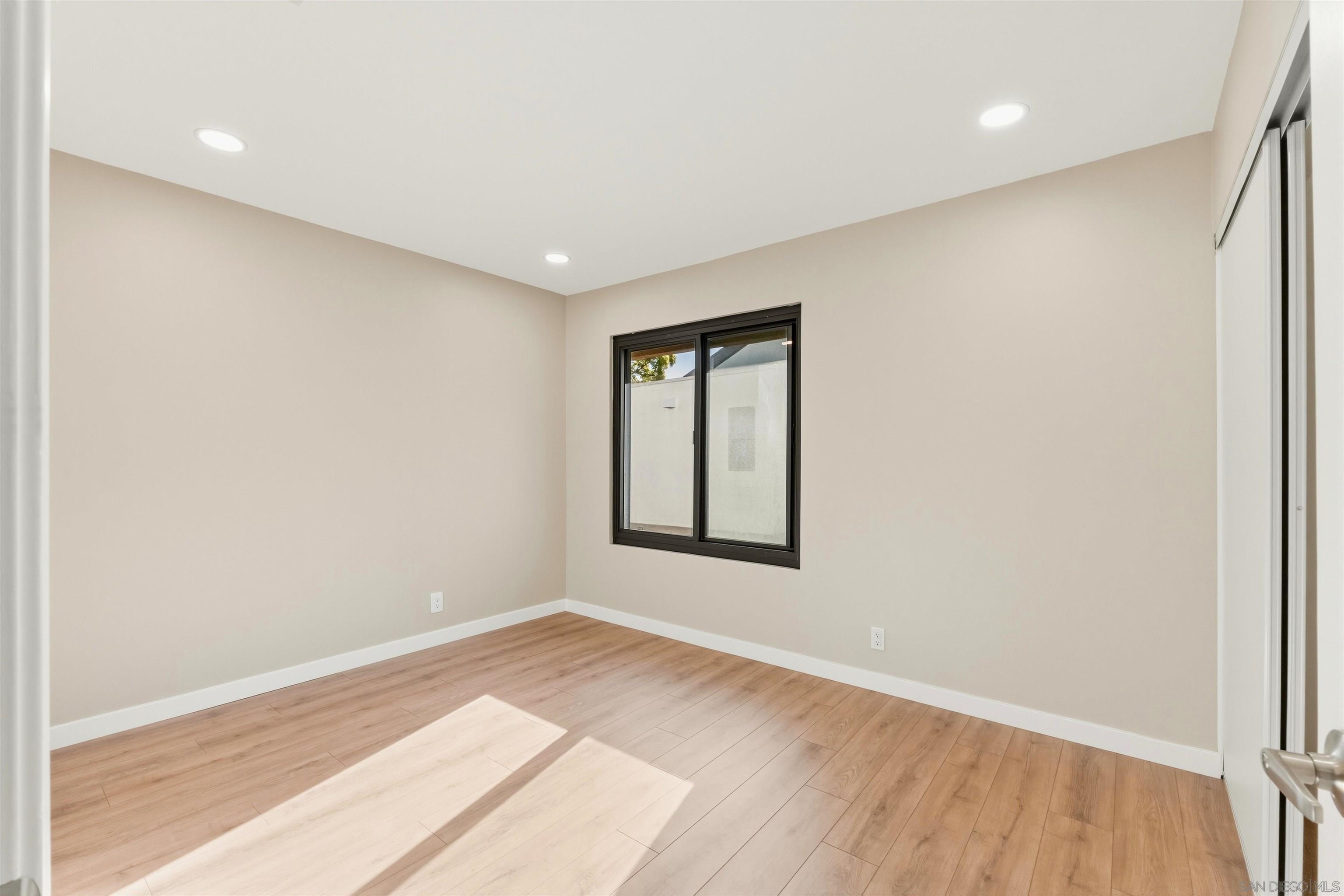 Detail Gallery Image 28 of 33 For 3885  Caminito Litoral  #230,  San Diego,  CA 92107 - 2 Beds | 1 Baths