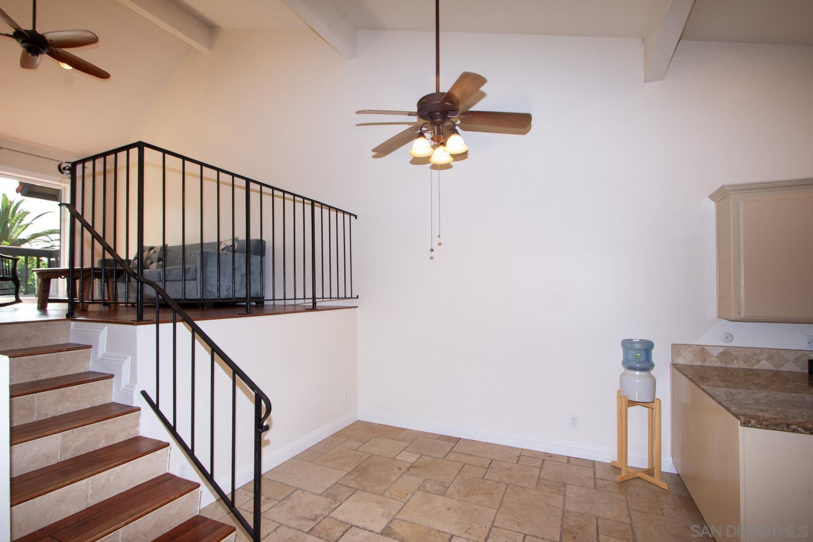 Detail Gallery Image 15 of 38 For 31948  Del Cielo Este  #7,  Bonsall,  CA 92003 - 3 Beds | 2 Baths