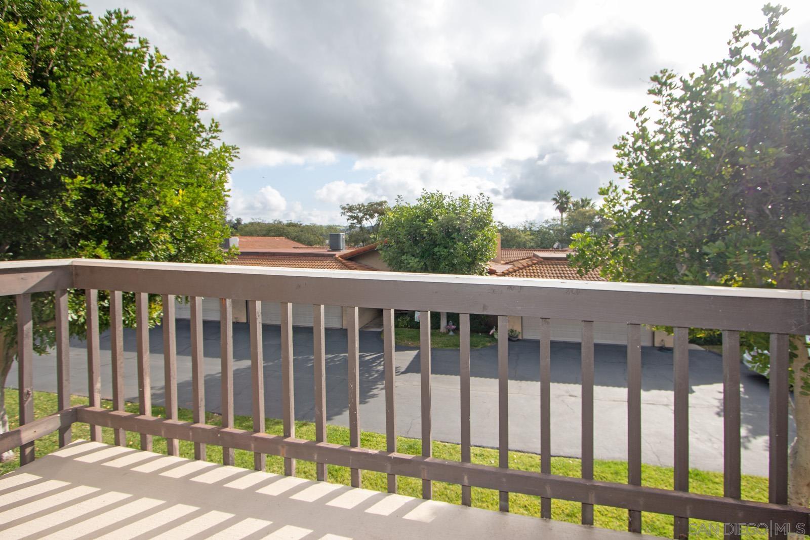 Detail Gallery Image 19 of 38 For 31948  Del Cielo Este  #7,  Bonsall,  CA 92003 - 3 Beds | 2 Baths