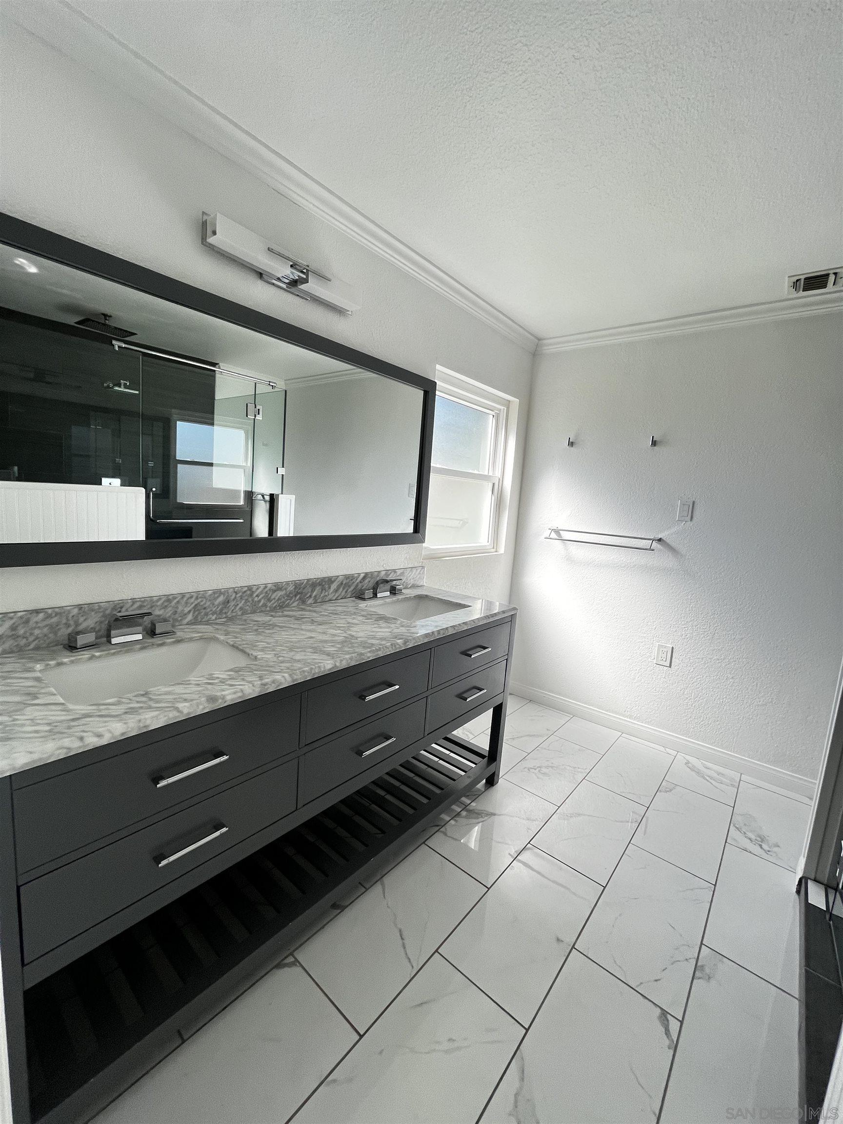 Detail Gallery Image 39 of 54 For 1625  Stewart St, Oceanside,  CA 92054 - 4 Beds | 3 Baths