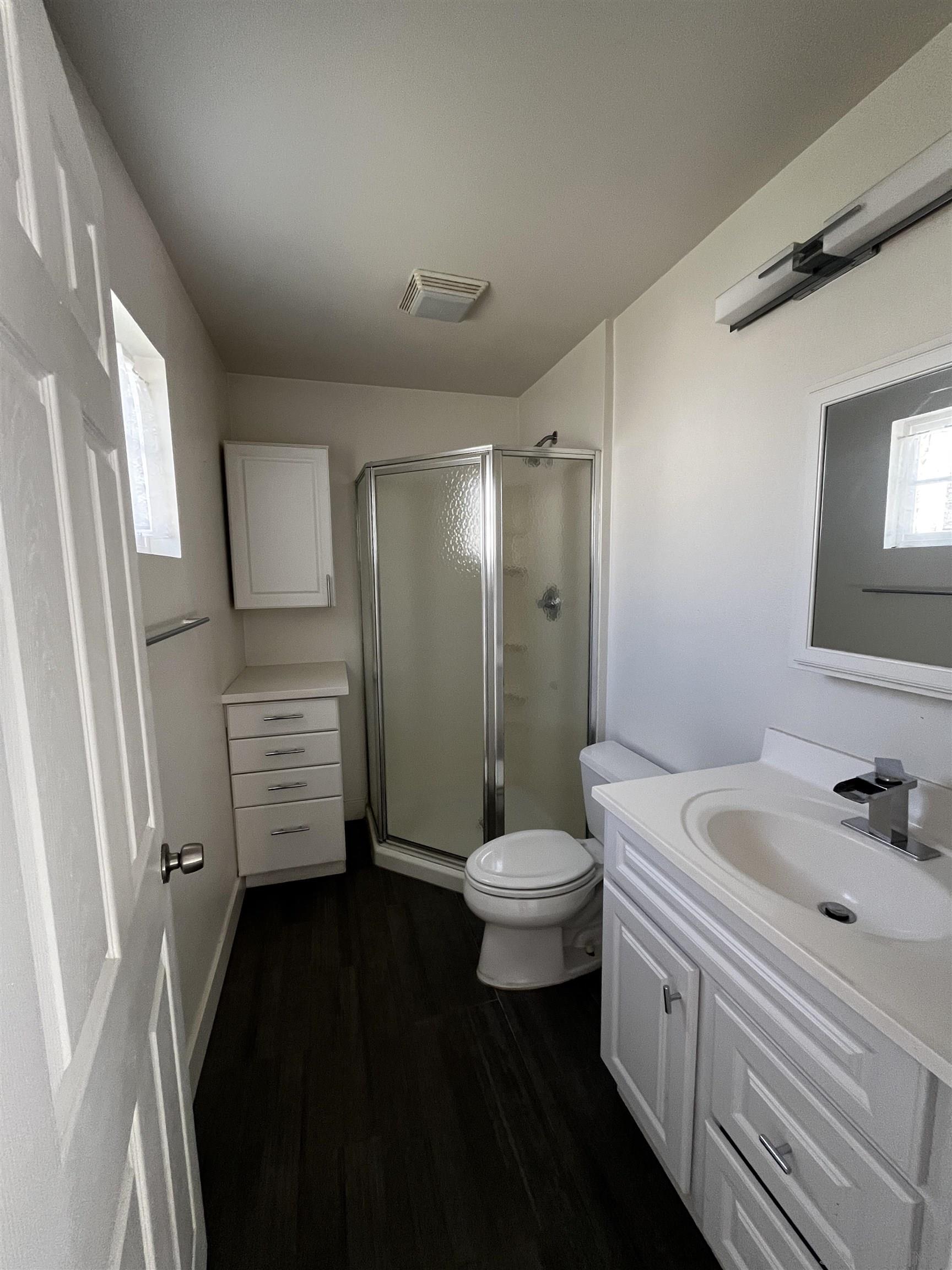 Detail Gallery Image 7 of 54 For 1625  Stewart St, Oceanside,  CA 92054 - 4 Beds | 3 Baths