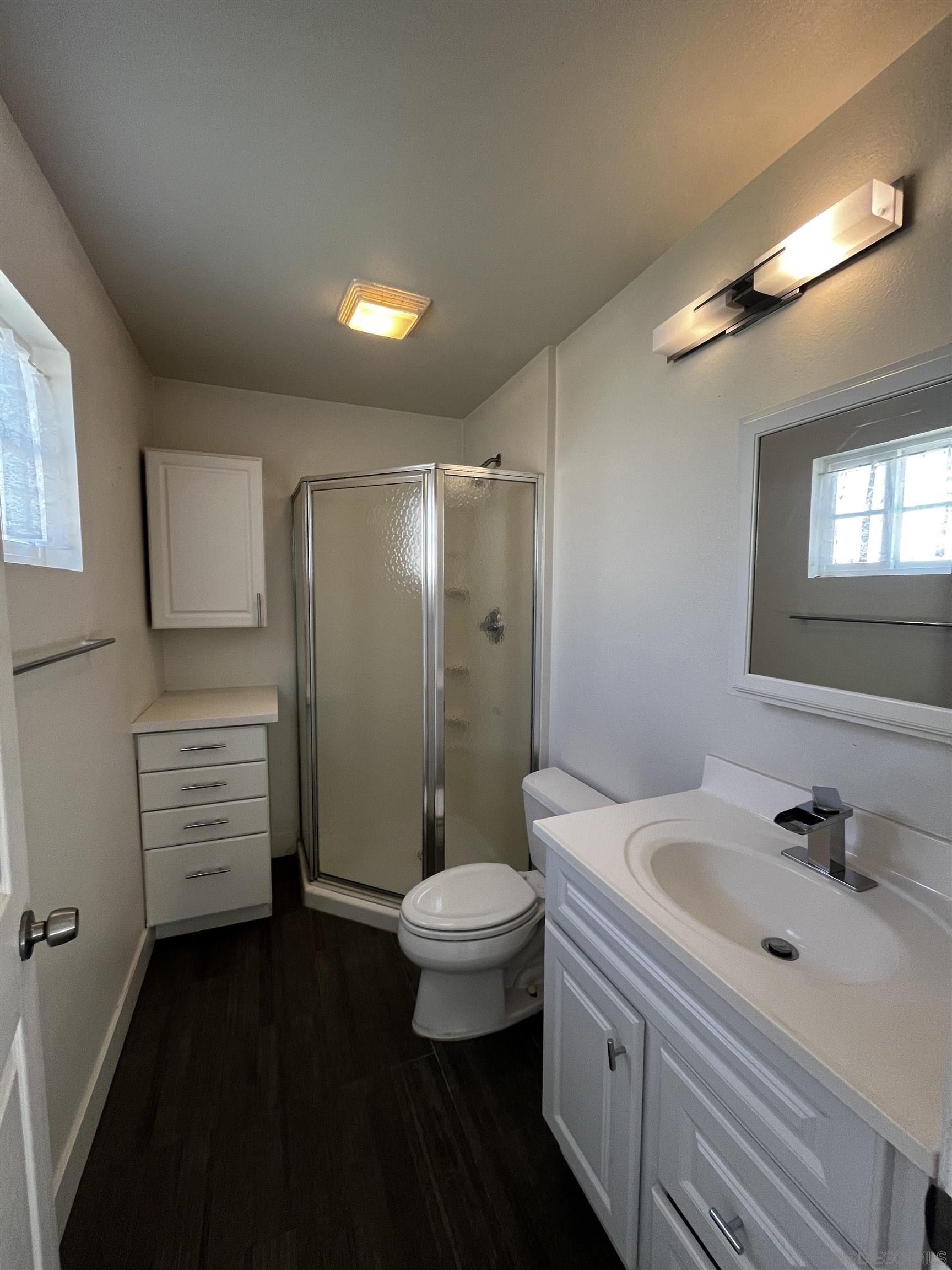 Detail Gallery Image 8 of 54 For 1625  Stewart St, Oceanside,  CA 92054 - 4 Beds | 3 Baths