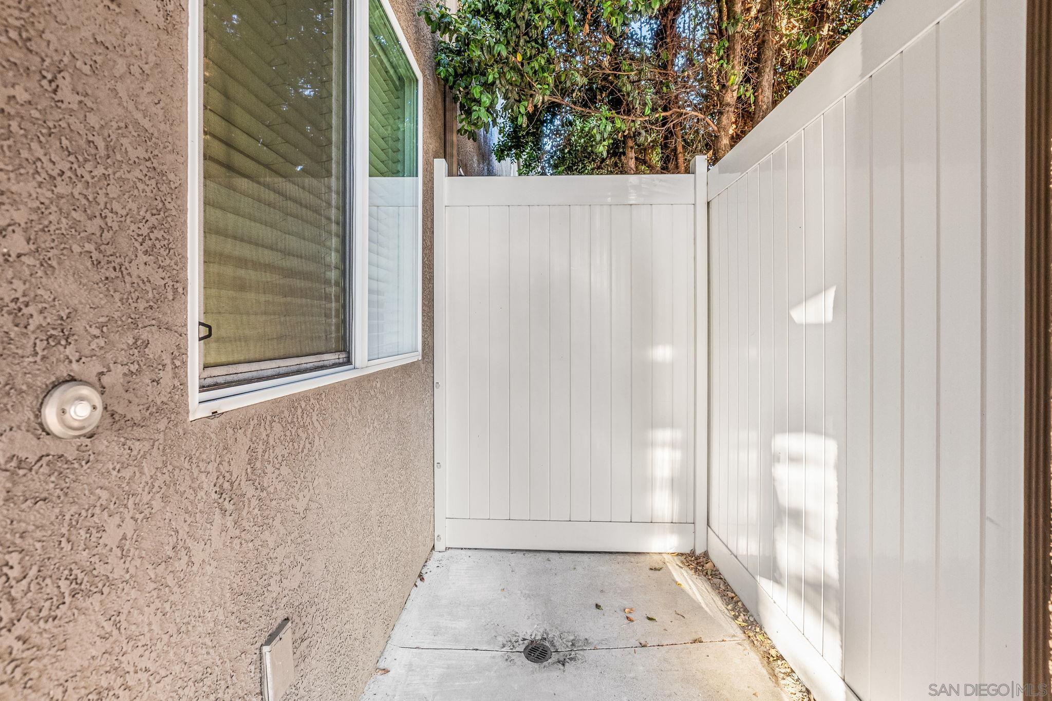 Detail Gallery Image 18 of 24 For 6101  Adelaide Ave  #102,  San Diego,  CA 92115 - 0 Beds | 1 Baths