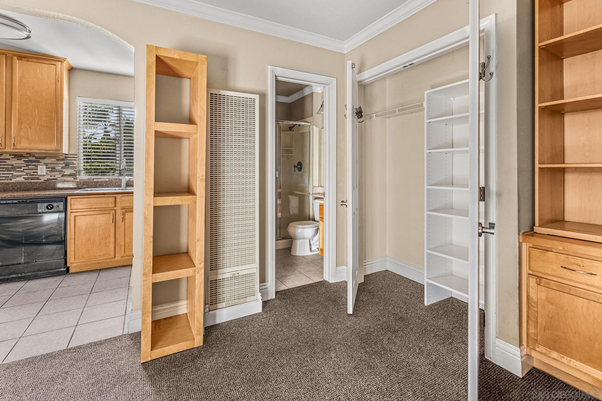 Detail Gallery Image 10 of 24 For 6101  Adelaide Ave  #102,  San Diego,  CA 92115 - 0 Beds | 1 Baths