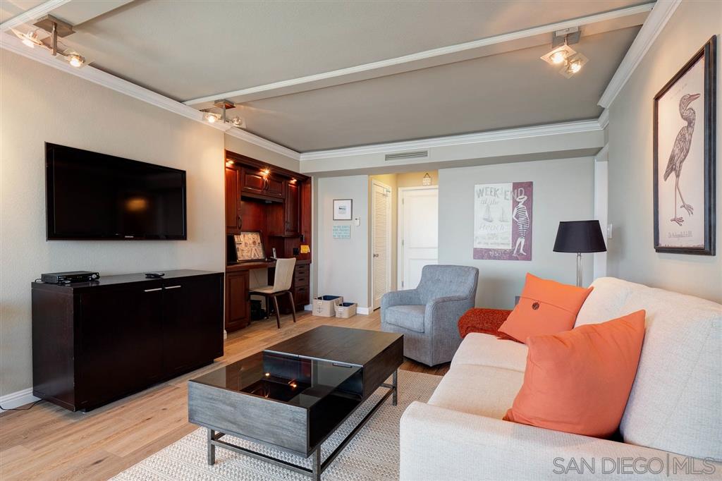 Detail Gallery Image 13 of 23 For 1720  Avenida Del Mundo  1607, Coronado,  CA 92118 - 1 Beds | 1/1 Baths