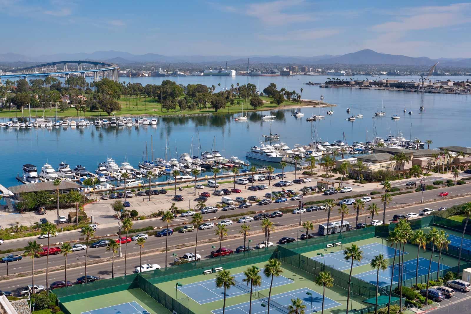 Detail Gallery Image 14 of 23 For 1720  Avenida Del Mundo  1607, Coronado,  CA 92118 - 1 Beds | 1/1 Baths