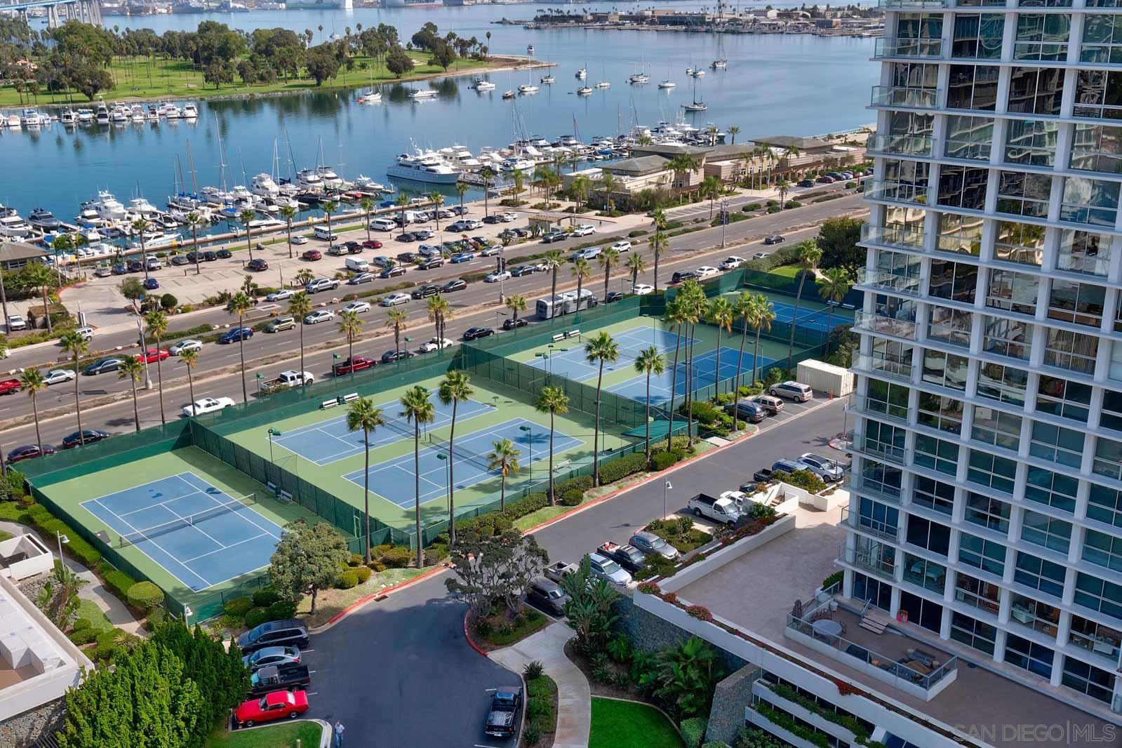 Detail Gallery Image 3 of 23 For 1720  Avenida Del Mundo  1607, Coronado,  CA 92118 - 1 Beds | 1/1 Baths