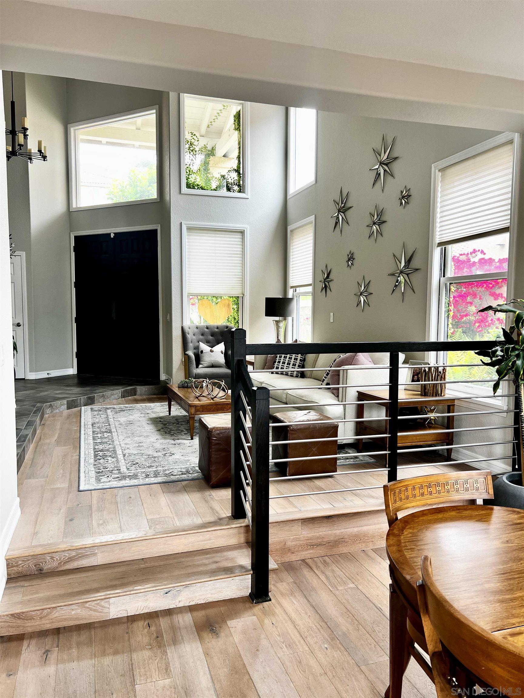 Detail Gallery Image 8 of 28 For 3057  Caminito Sagunto, Del Mar,  CA 92014 - 5 Beds | 3 Baths