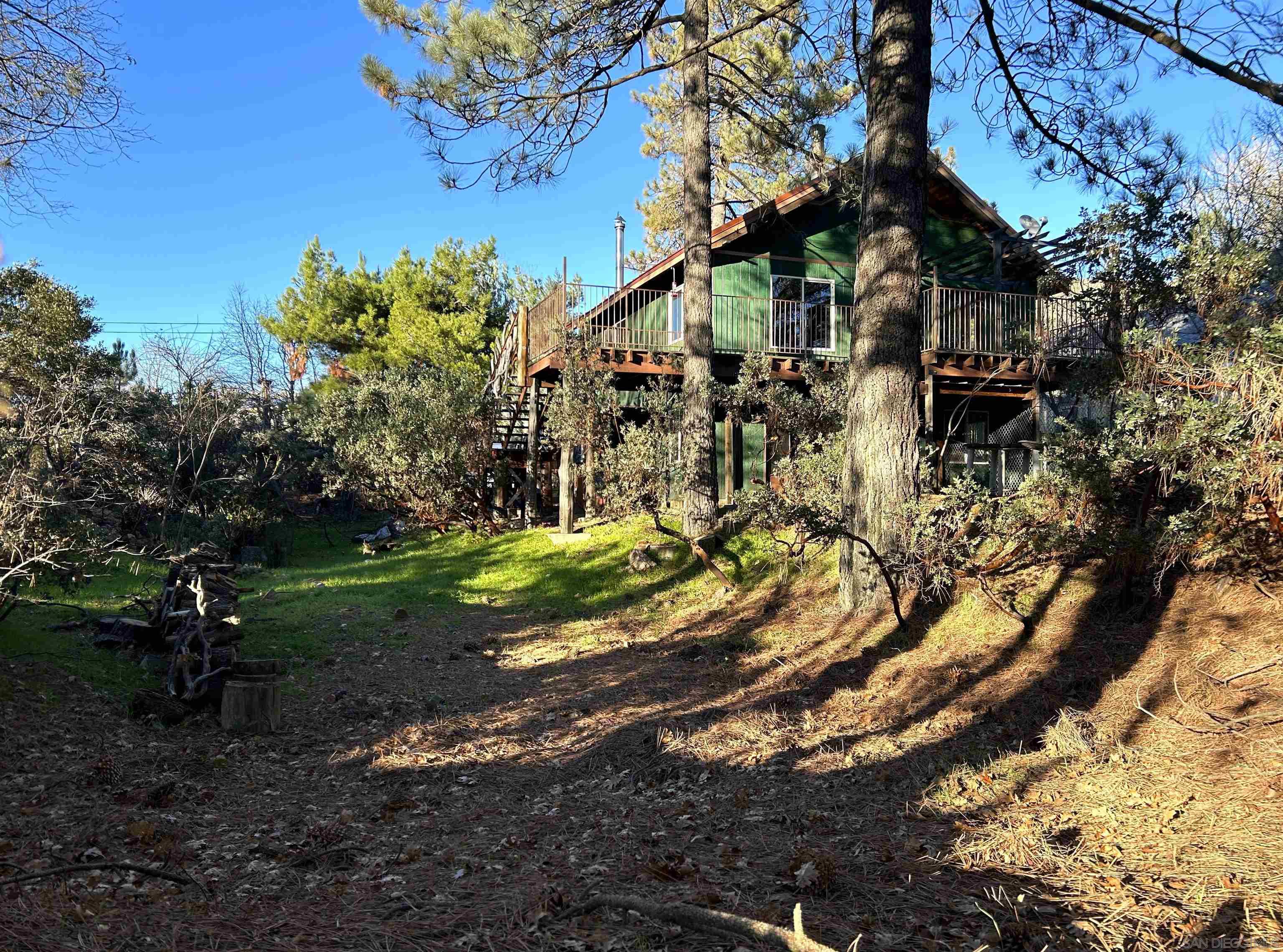 Detail Gallery Image 2 of 19 For 721  Pine Cone Drive, Julian,  CA 92036 - 2 Beds | 2 Baths