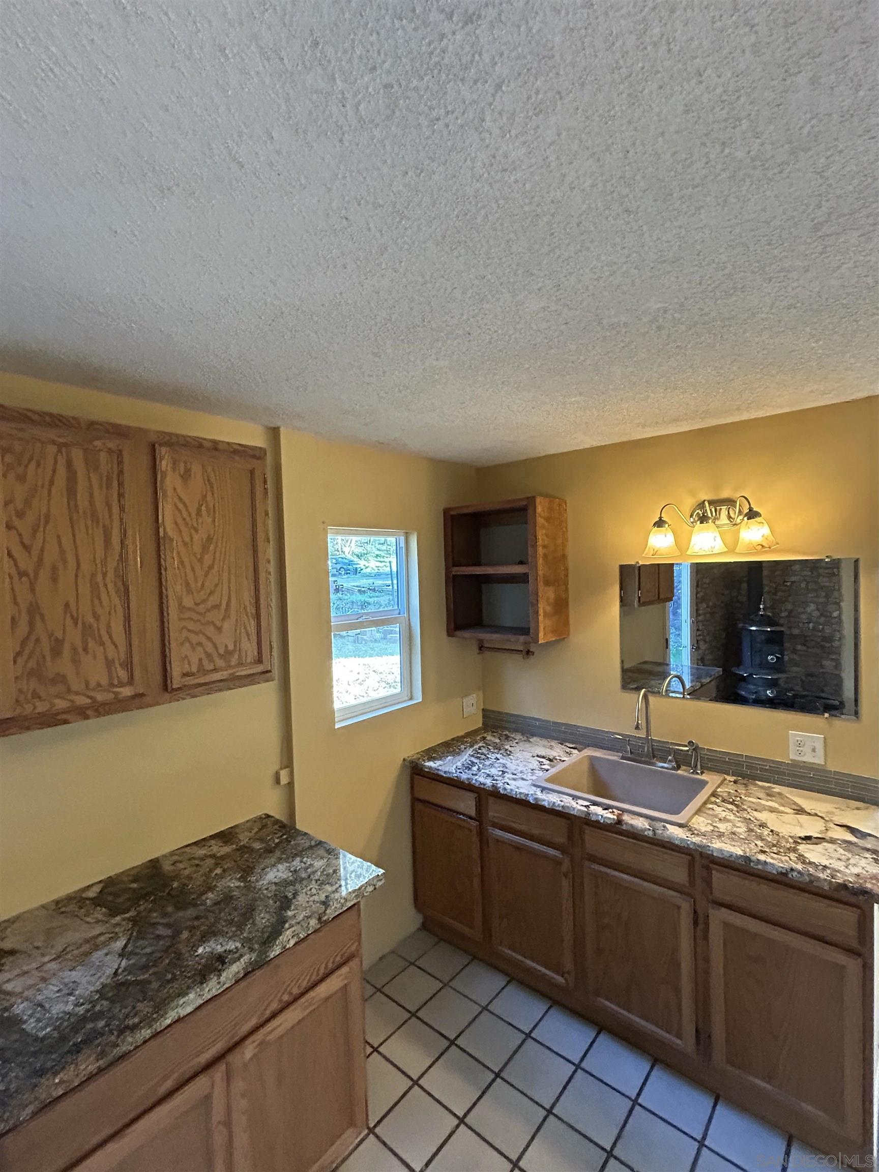 Detail Gallery Image 12 of 23 For 721  Pine Cone Drive, Julian,  CA 92036 - 2 Beds | 2 Baths