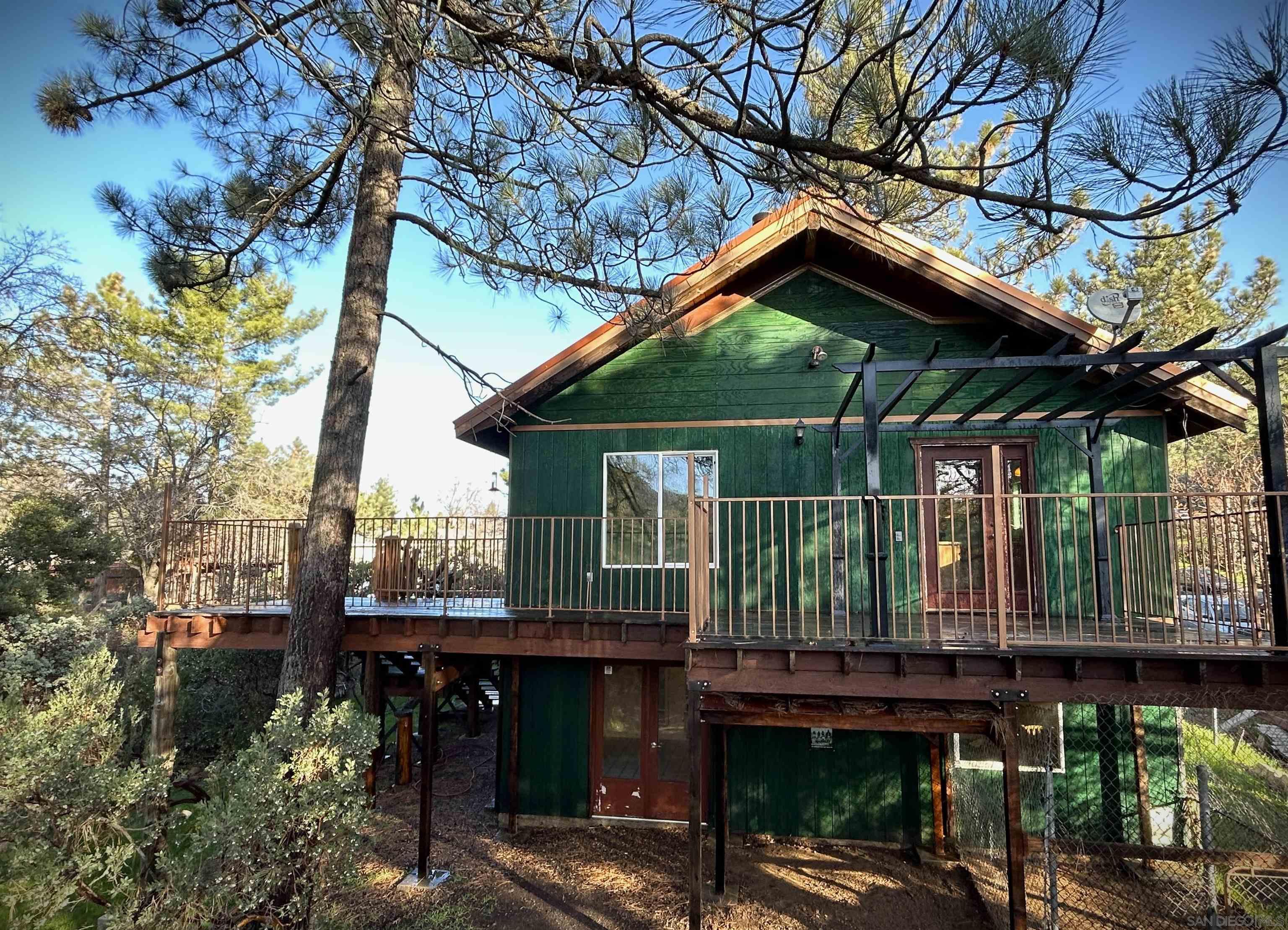 Detail Gallery Image 3 of 19 For 721  Pine Cone Drive, Julian,  CA 92036 - 2 Beds | 2 Baths