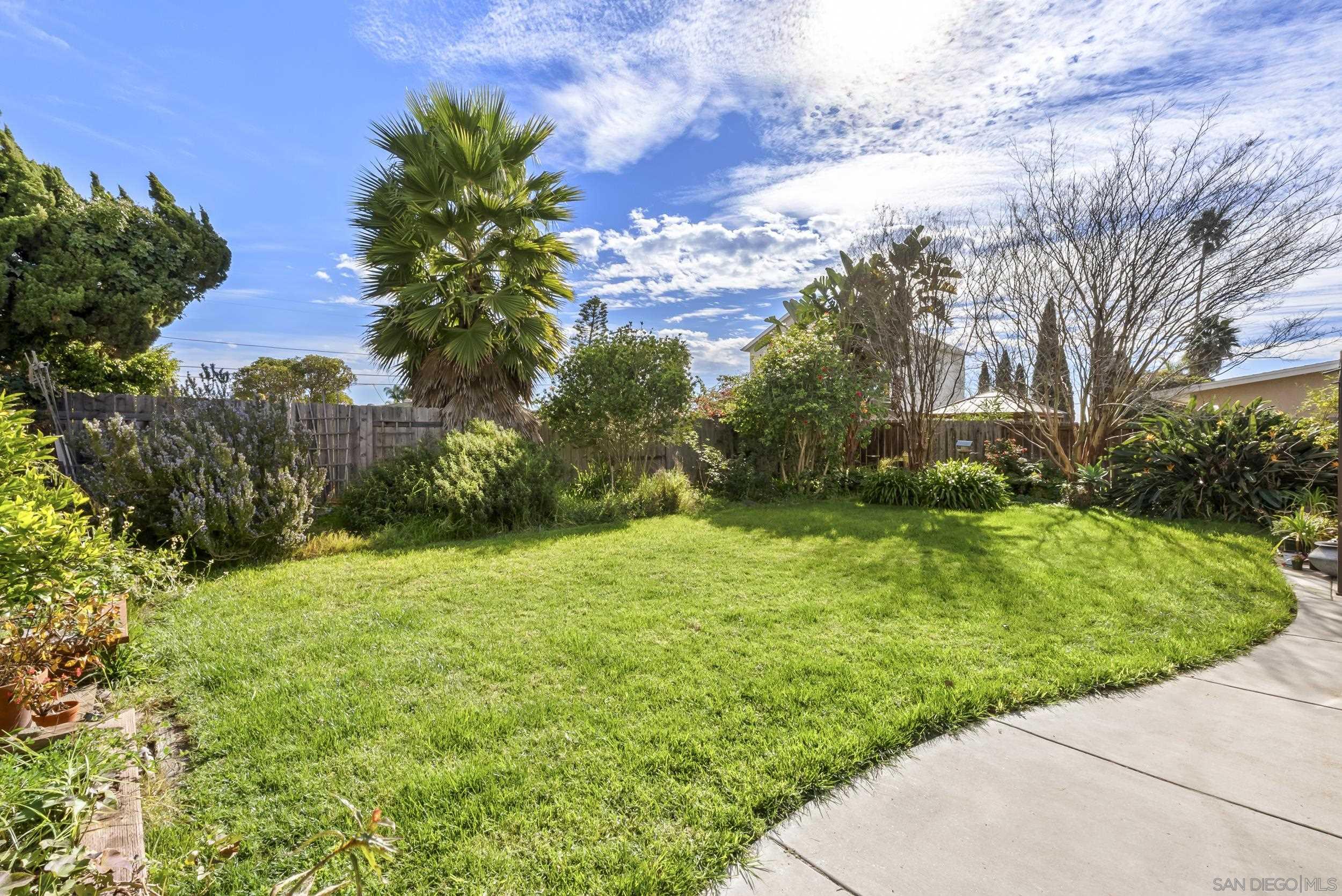 Detail Gallery Image 11 of 12 For 4635  Cheshire St, San Diego,  CA 92117 - 3 Beds | 1 Baths