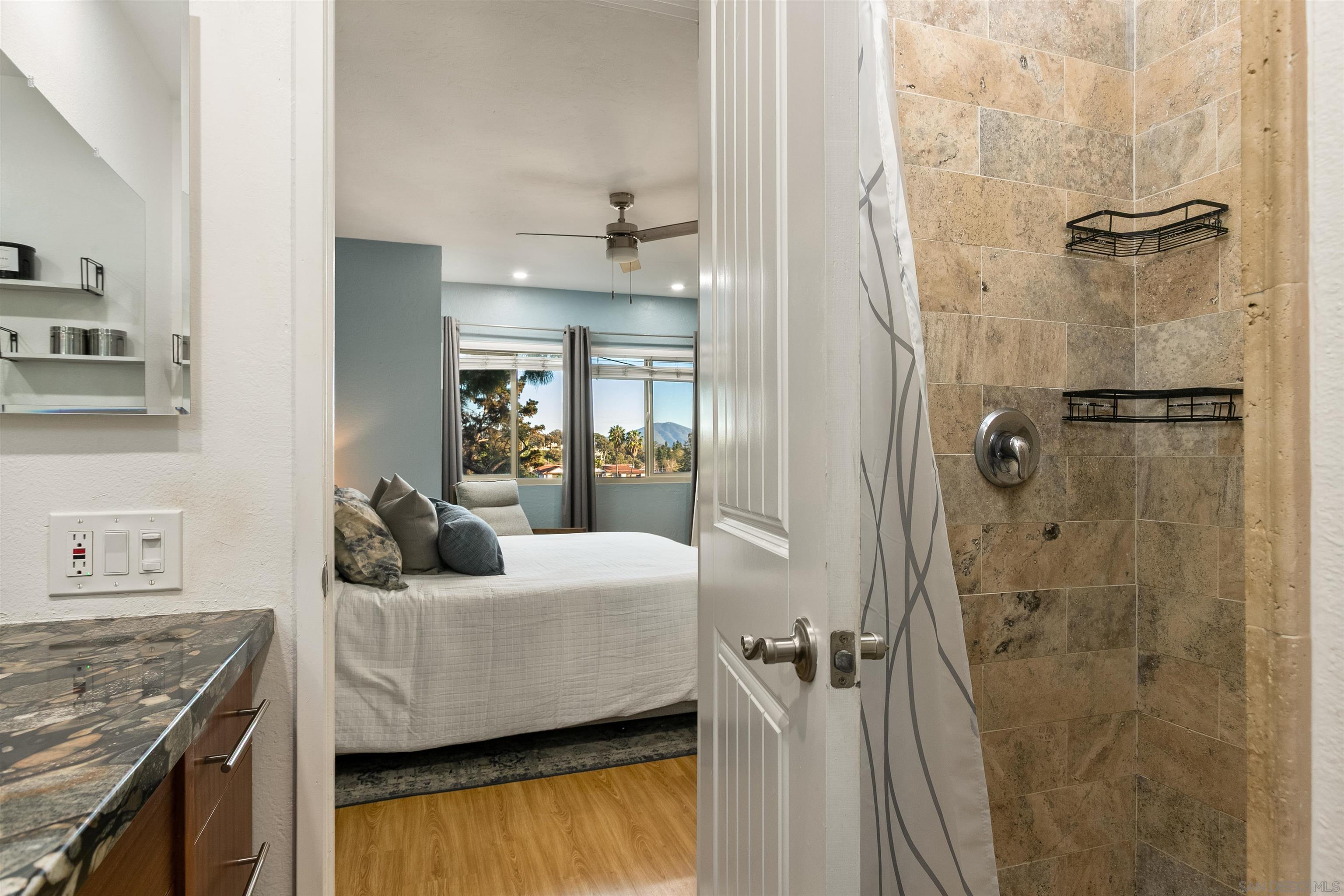 Detail Gallery Image 16 of 41 For 5700  Baltimore Dr  #202,  La Mesa,  CA 91942 - 2 Beds | 2/1 Baths