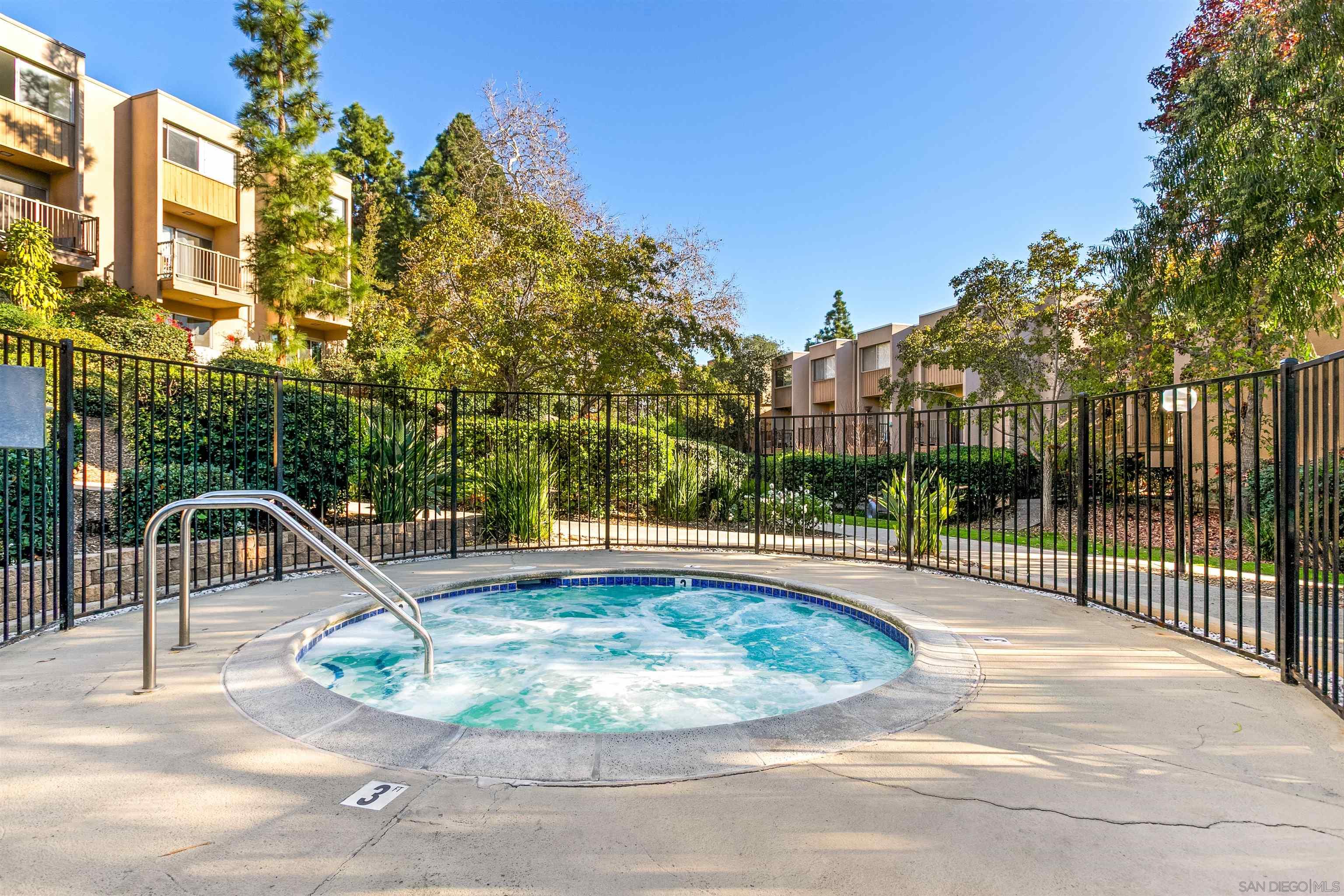 Detail Gallery Image 31 of 43 For 5700  Baltimore Dr  #202,  La Mesa,  CA 91942 - 2 Beds | 2/1 Baths