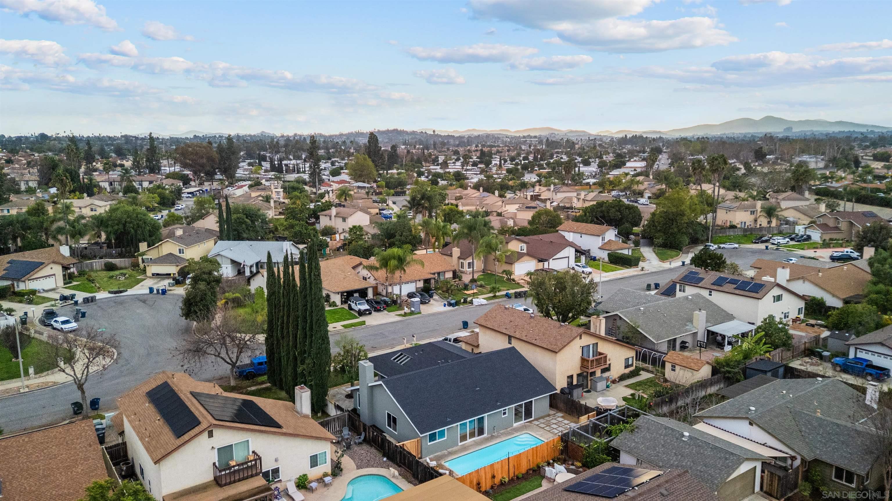 Detail Gallery Image 23 of 24 For 460  Las Brisas Dr, Escondido,  CA 92027 - 4 Beds | 2 Baths