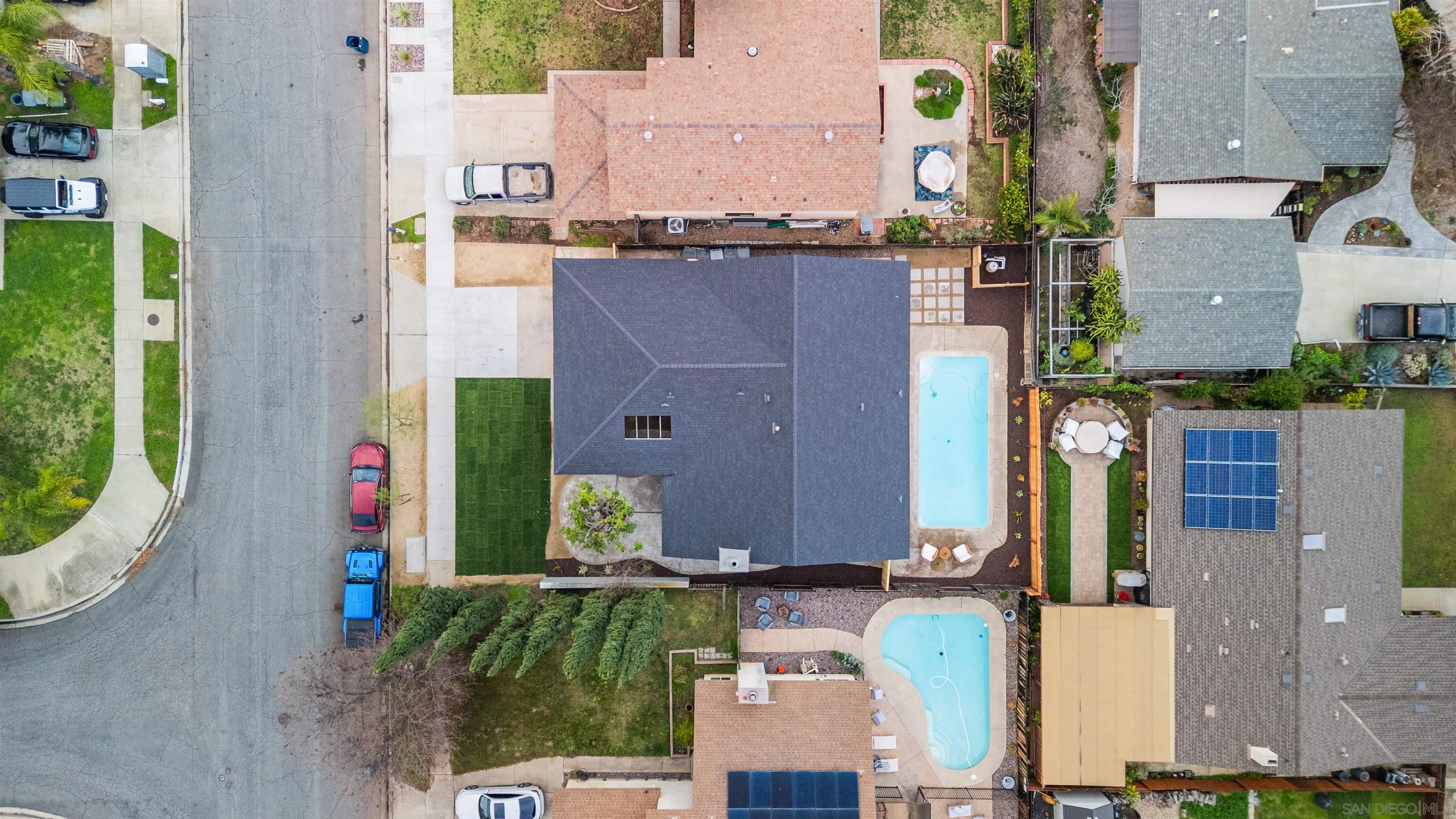 Detail Gallery Image 24 of 24 For 460  Las Brisas Dr, Escondido,  CA 92027 - 4 Beds | 2 Baths