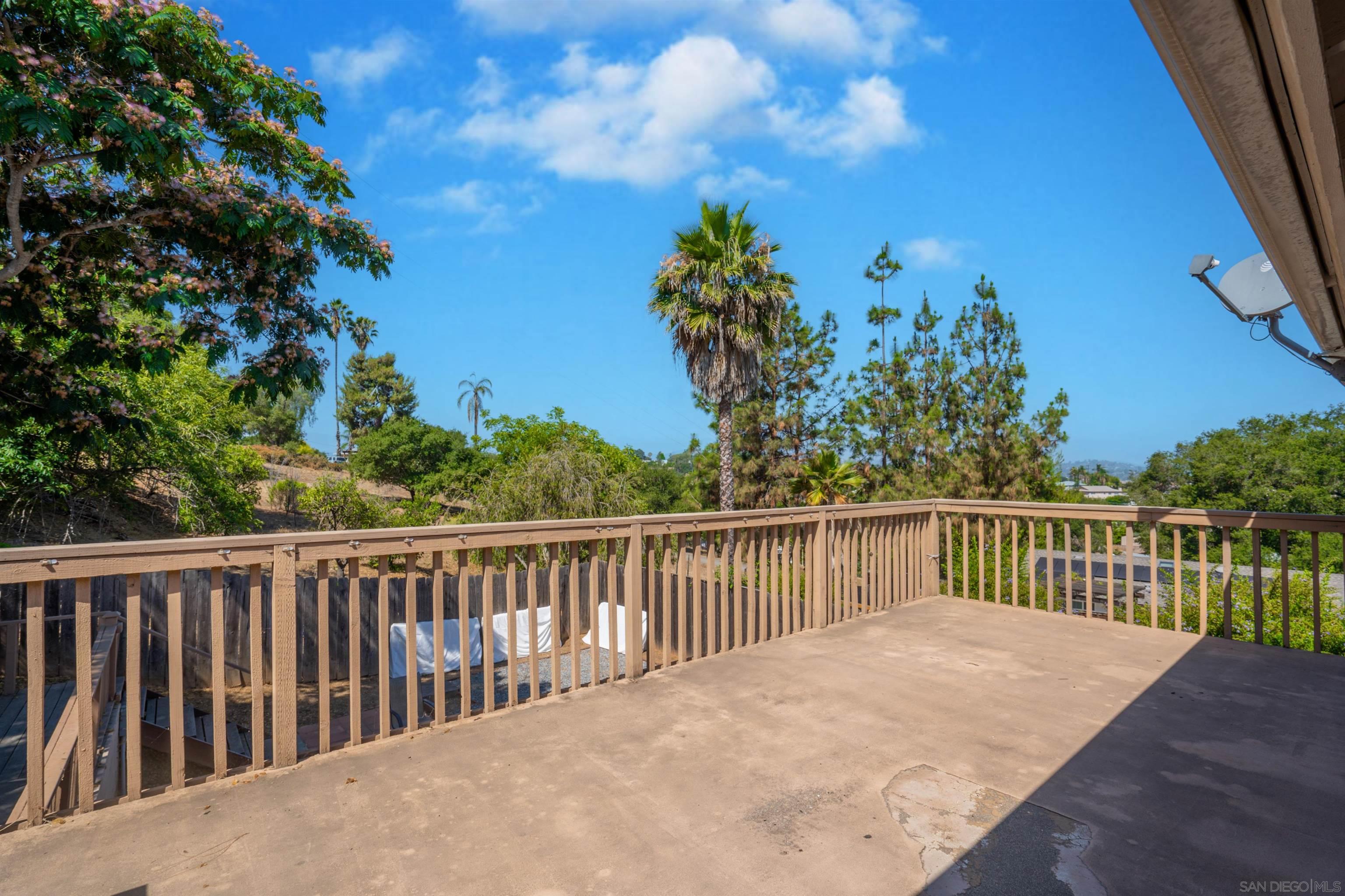 Detail Gallery Image 29 of 35 For 1116  Circle Dr, Escondido,  CA 92025 - 4 Beds | 3 Baths