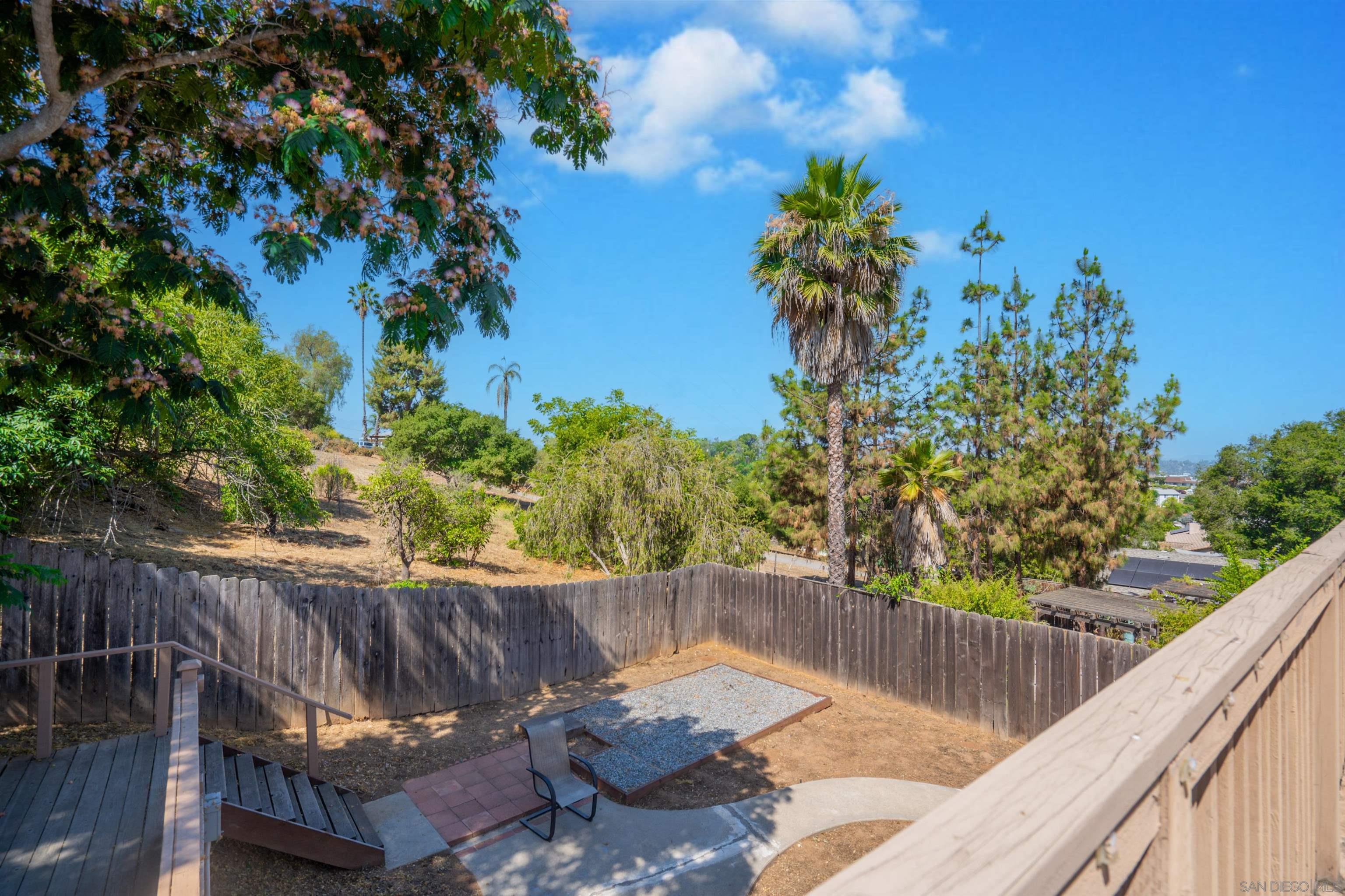 Detail Gallery Image 30 of 35 For 1116  Circle Dr, Escondido,  CA 92025 - 4 Beds | 3 Baths