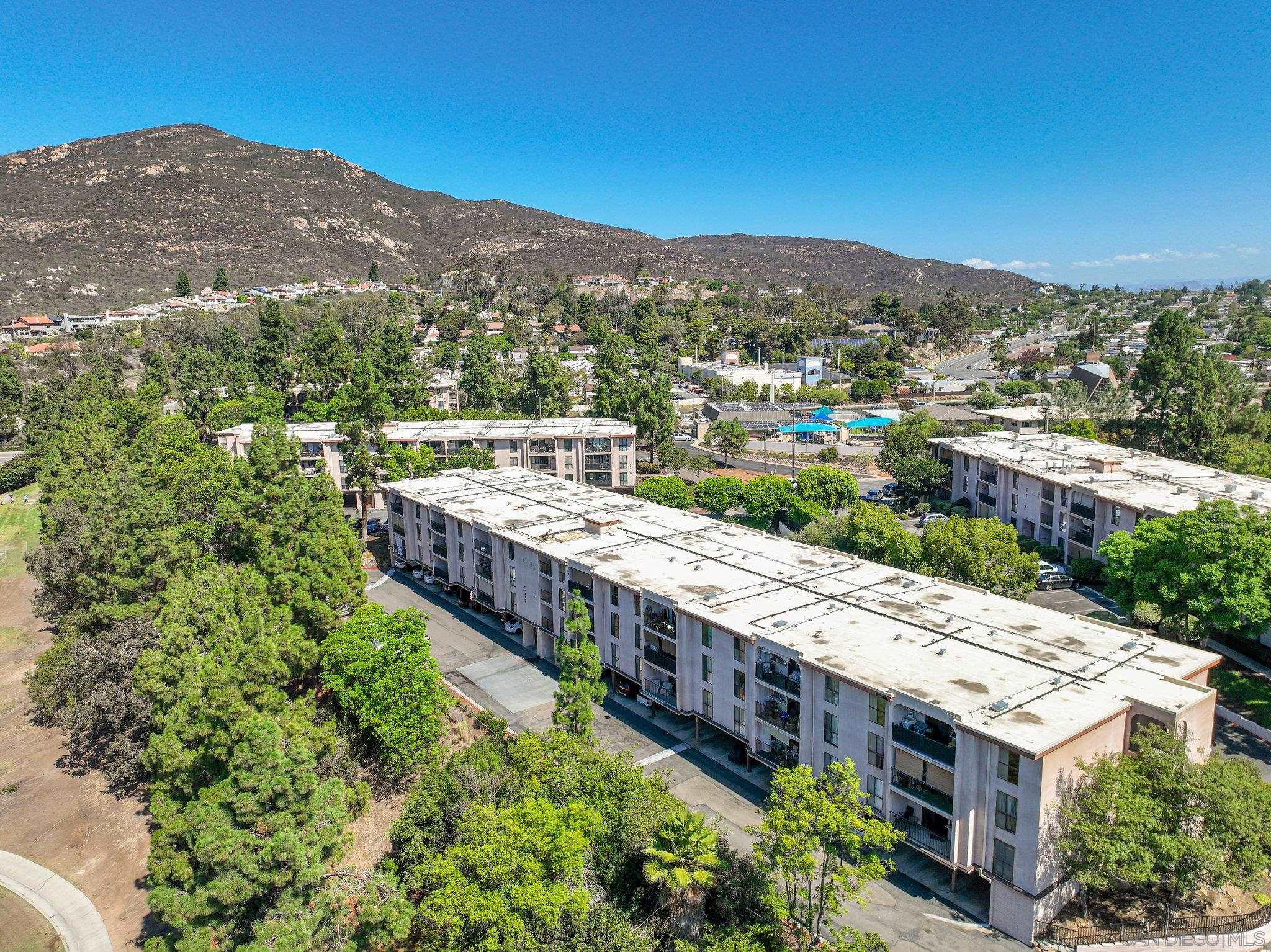 Detail Gallery Image 19 of 44 For 7835  Cowles Mountain Ct  #B6,  San Diego,  CA 92119 - 2 Beds | 2 Baths