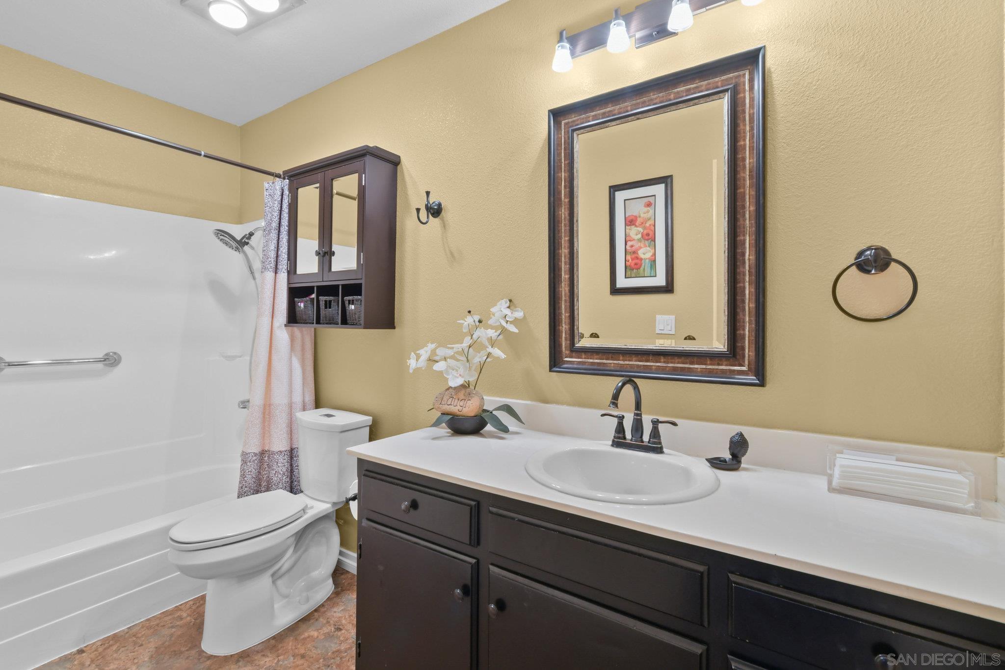 Detail Gallery Image 32 of 44 For 7835  Cowles Mountain Ct  #B6,  San Diego,  CA 92119 - 2 Beds | 2 Baths
