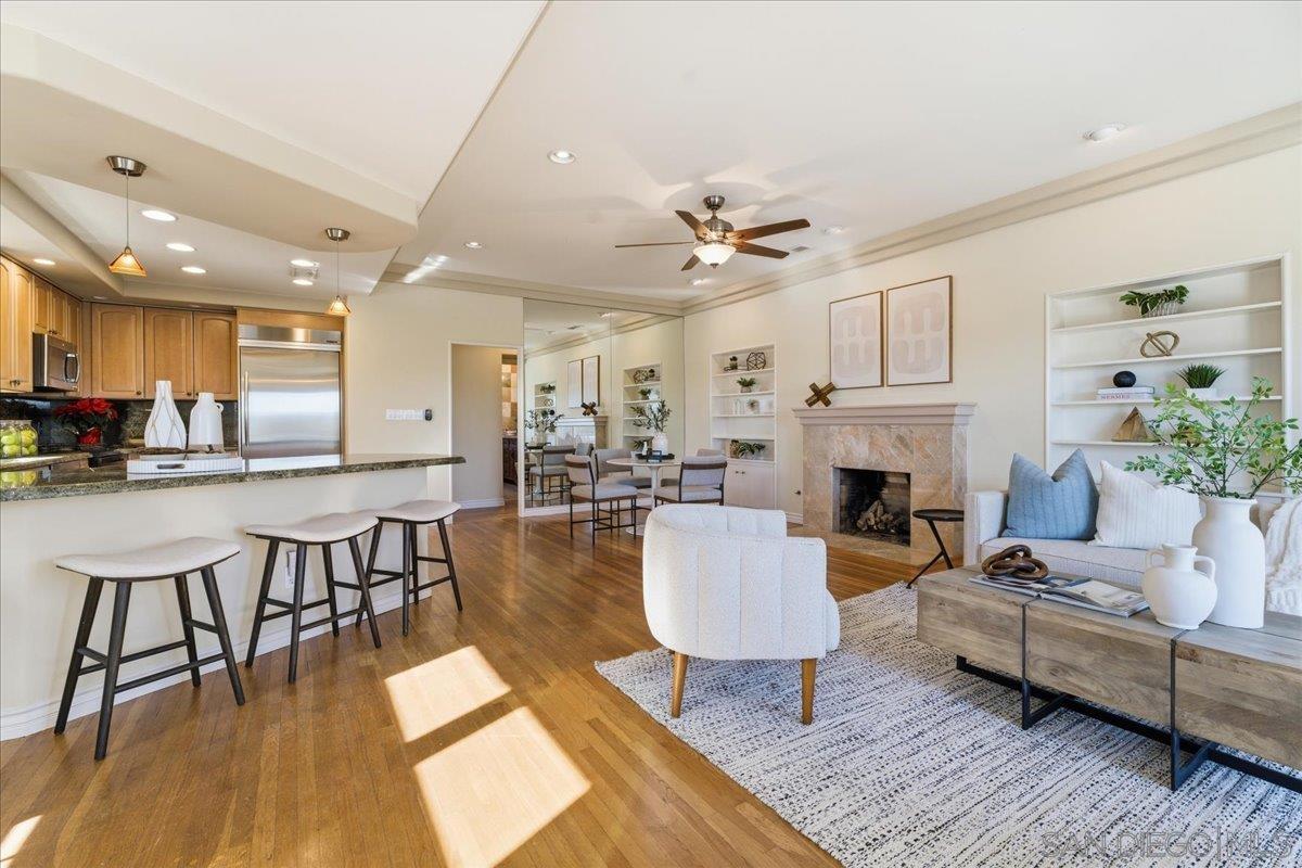 Detail Gallery Image 15 of 39 For 3634  Crown Point Dr, San Diego,  CA 92109 - 4 Beds | 3 Baths