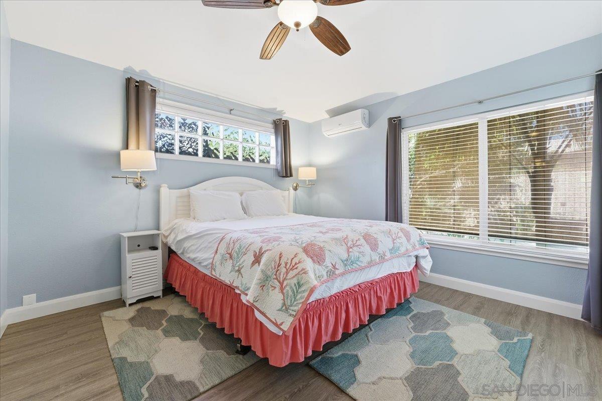 Detail Gallery Image 33 of 43 For 3634  Crown Point Dr, San Diego,  CA 92109 - 4 Beds | 3 Baths