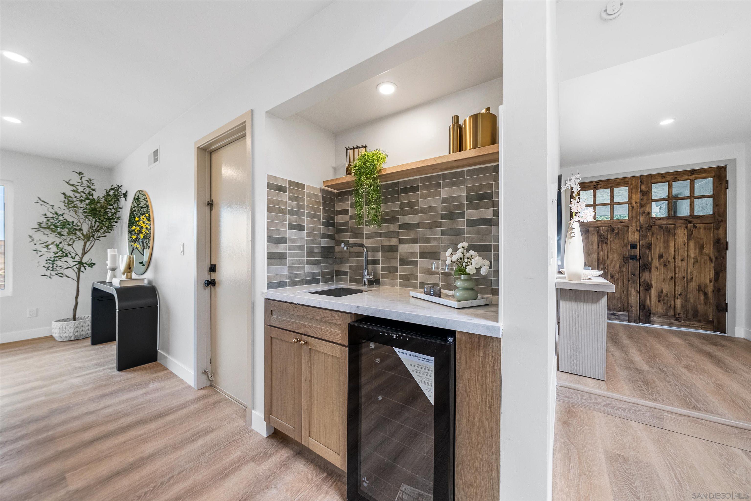Detail Gallery Image 11 of 35 For 4020  Tim St, Bonita,  CA 91902 - 4 Beds | 2 Baths