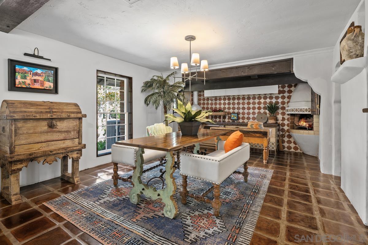 Detail Gallery Image 7 of 62 For 17507  Los Morros, Rancho Santa Fe,  CA 92067 - 5 Beds | 5 Baths