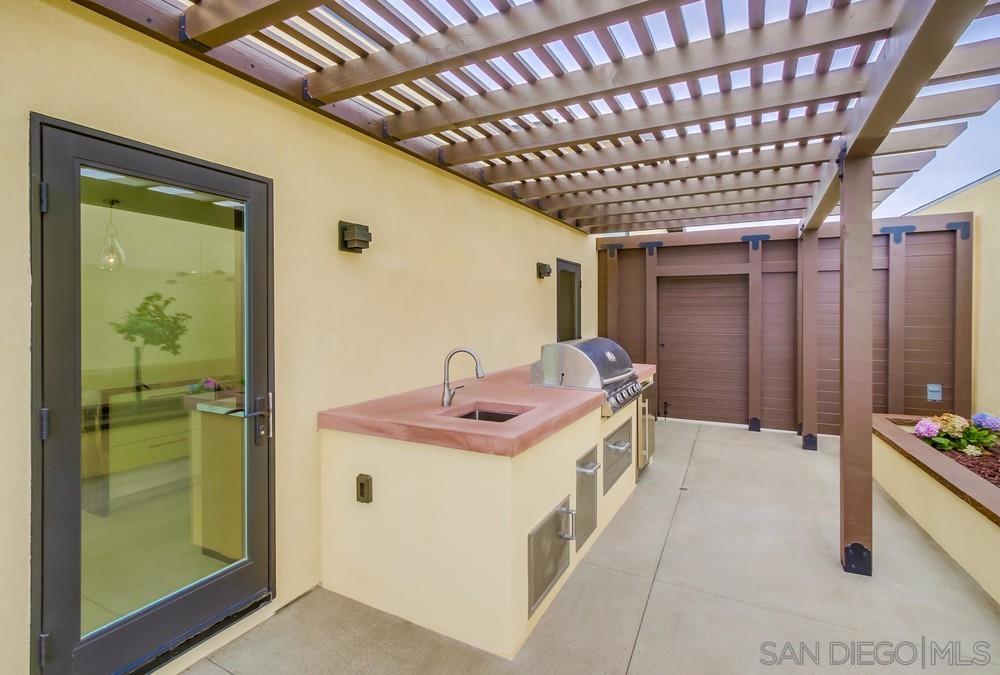 Detail Gallery Image 30 of 32 For 14066  Crest Way, Del Mar,  CA 92014 - 4 Beds | 2/1 Baths