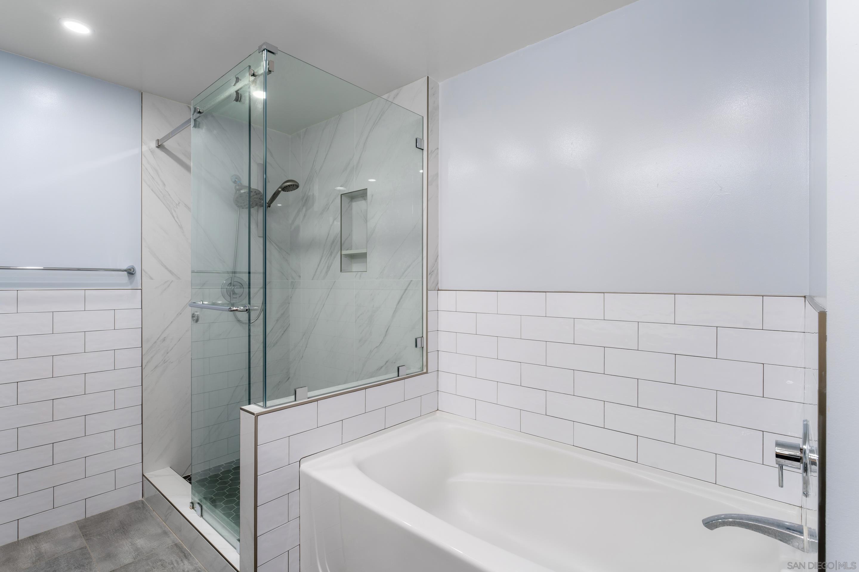 Detail Gallery Image 18 of 36 For 555  Front St  #303,  San Diego,  CA 92101 - 2 Beds | 2 Baths