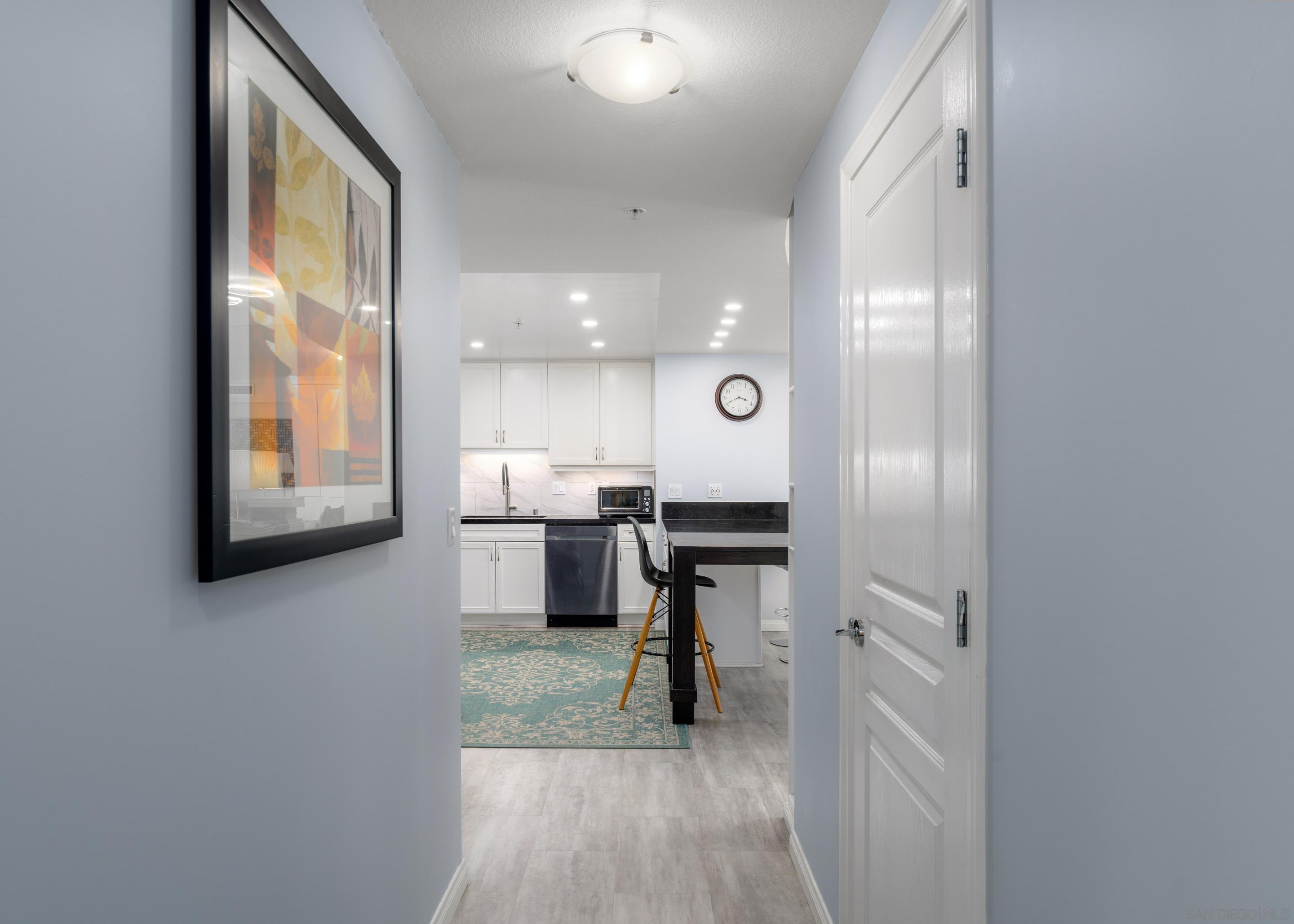 Detail Gallery Image 21 of 36 For 555  Front St  #303,  San Diego,  CA 92101 - 2 Beds | 2 Baths