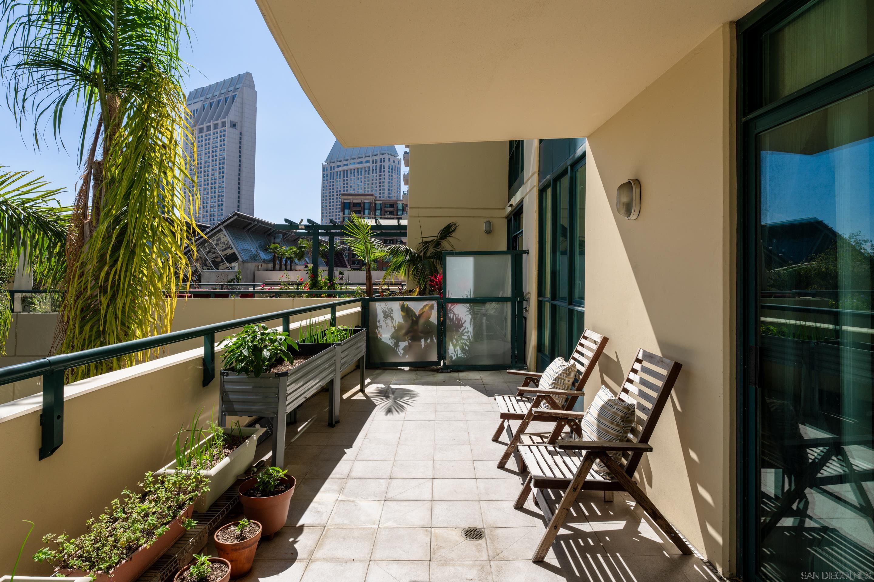 Detail Gallery Image 23 of 36 For 555  Front St  #303,  San Diego,  CA 92101 - 2 Beds | 2 Baths