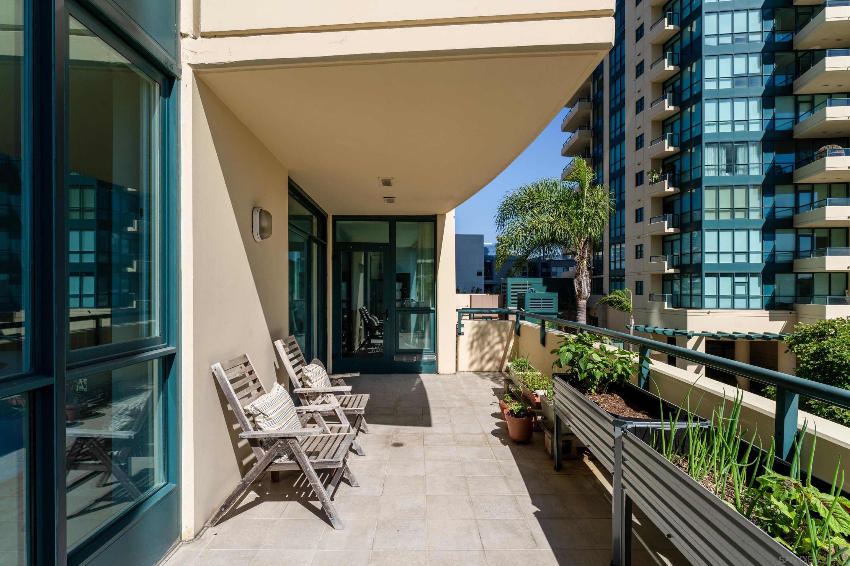 Detail Gallery Image 26 of 36 For 555  Front St  #303,  San Diego,  CA 92101 - 2 Beds | 2 Baths