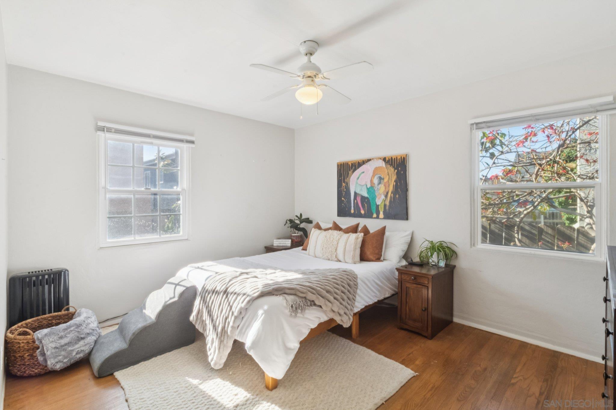 Detail Gallery Image 40 of 59 For 819-21  Tourmaline St, San Diego,  CA 92109 - – Beds | – Baths