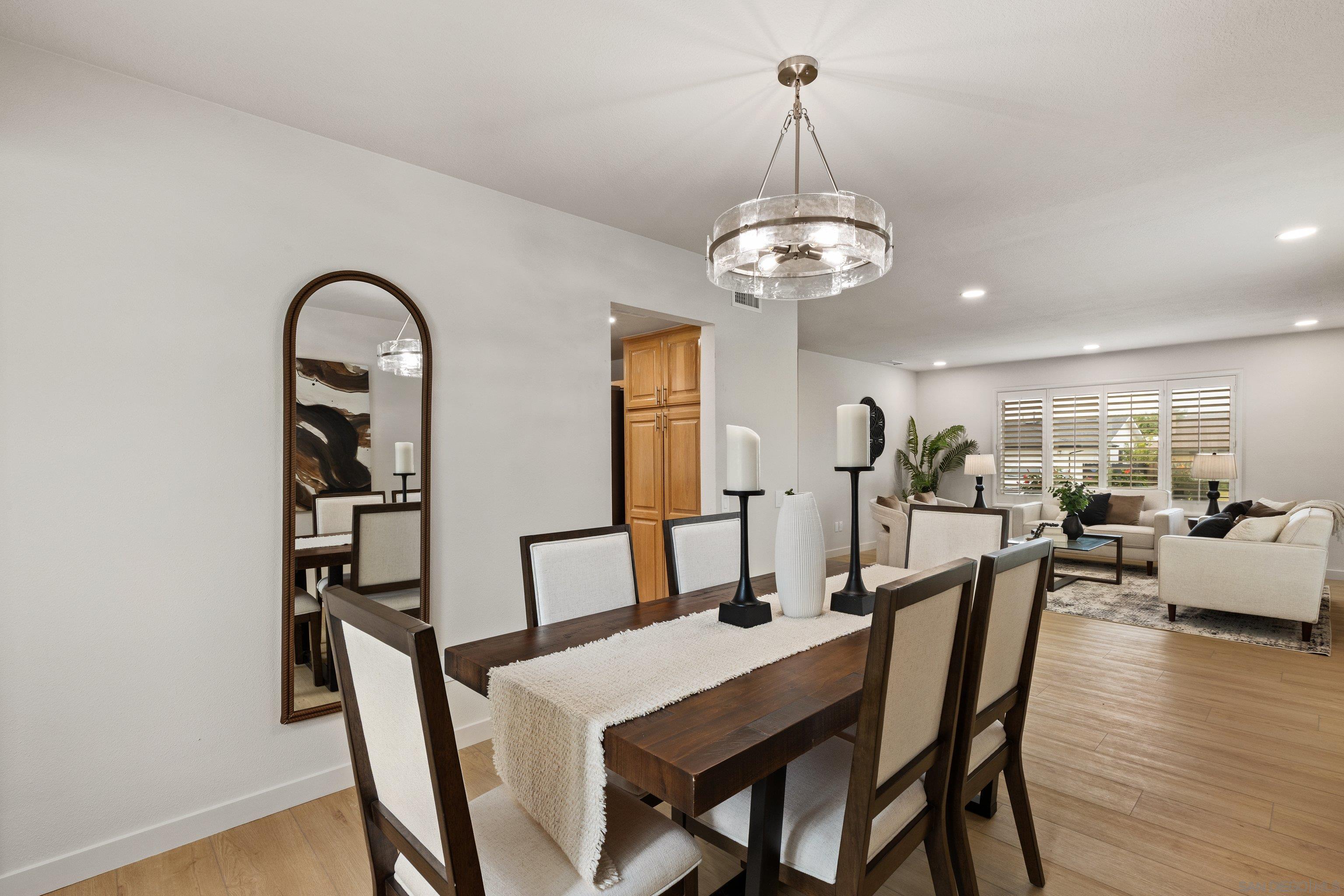 Detail Gallery Image 10 of 18 For 6251  Brynwood Ct, San Diego,  CA 92120 - 4 Beds | 3 Baths