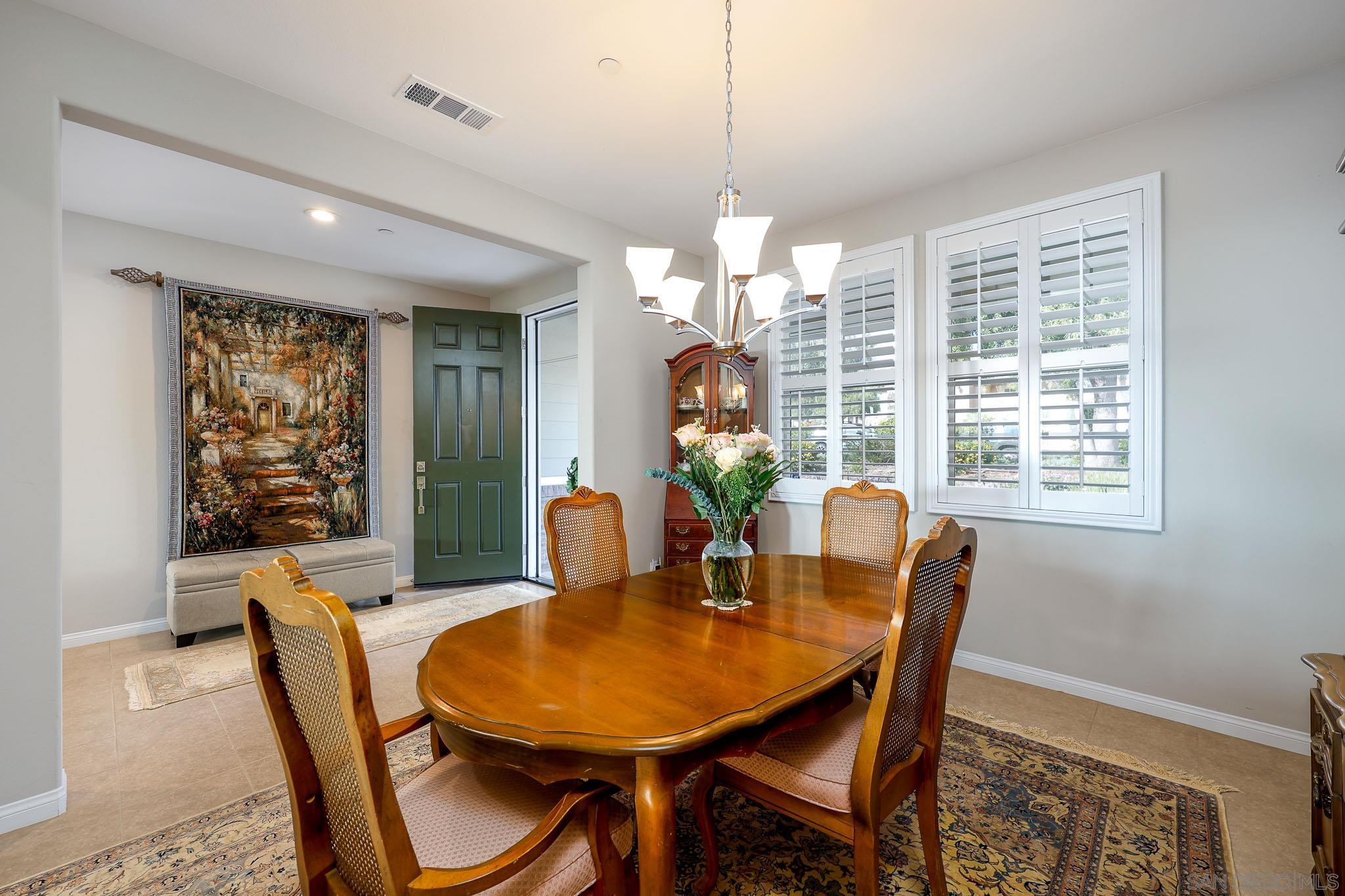 Detail Gallery Image 7 of 34 For 1818  Hayden Ranch Rd, Vista,  CA 92084 - 4 Beds | 3 Baths