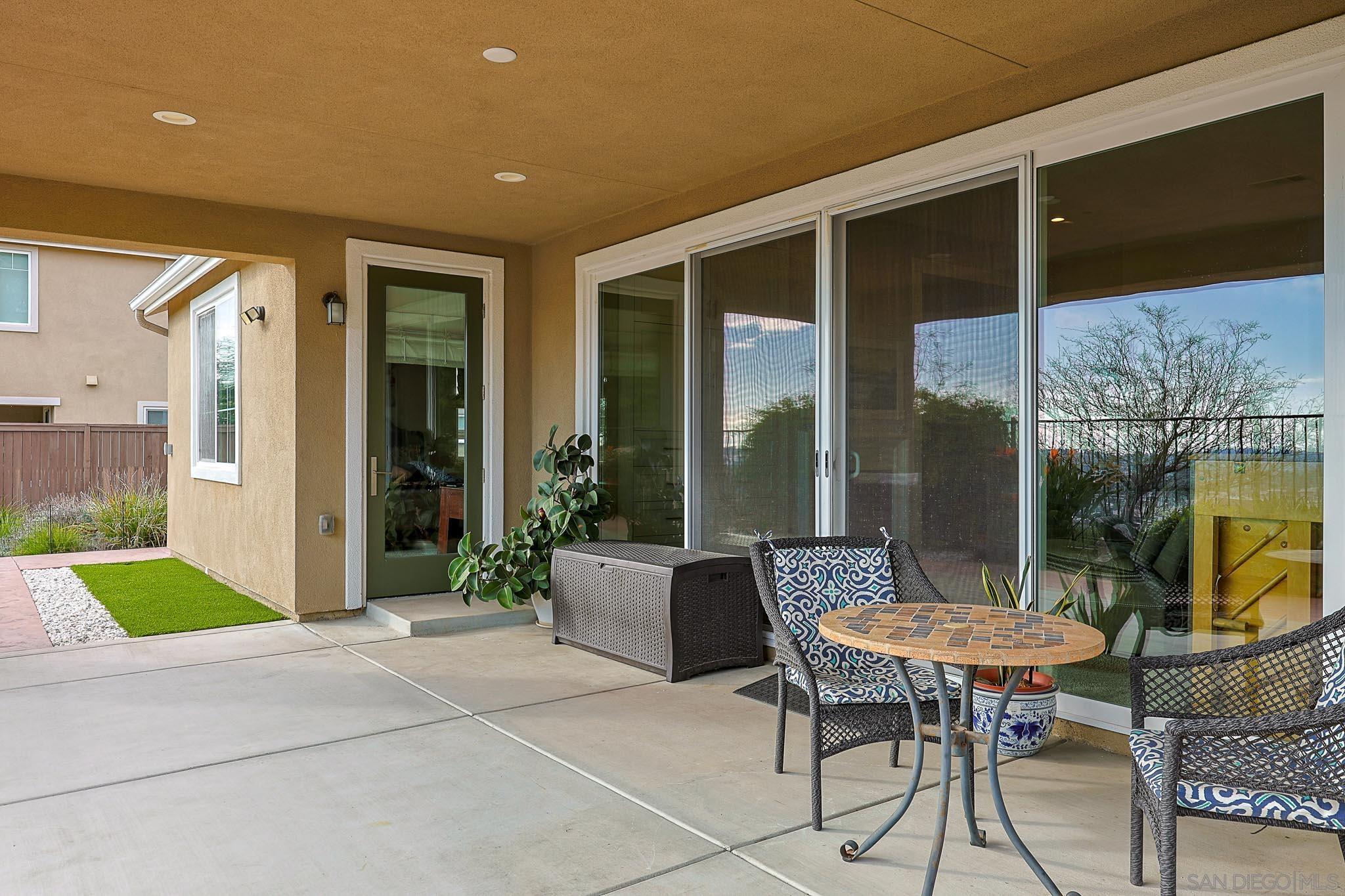 Detail Gallery Image 24 of 34 For 1818  Hayden Ranch Rd, Vista,  CA 92084 - 4 Beds | 3 Baths