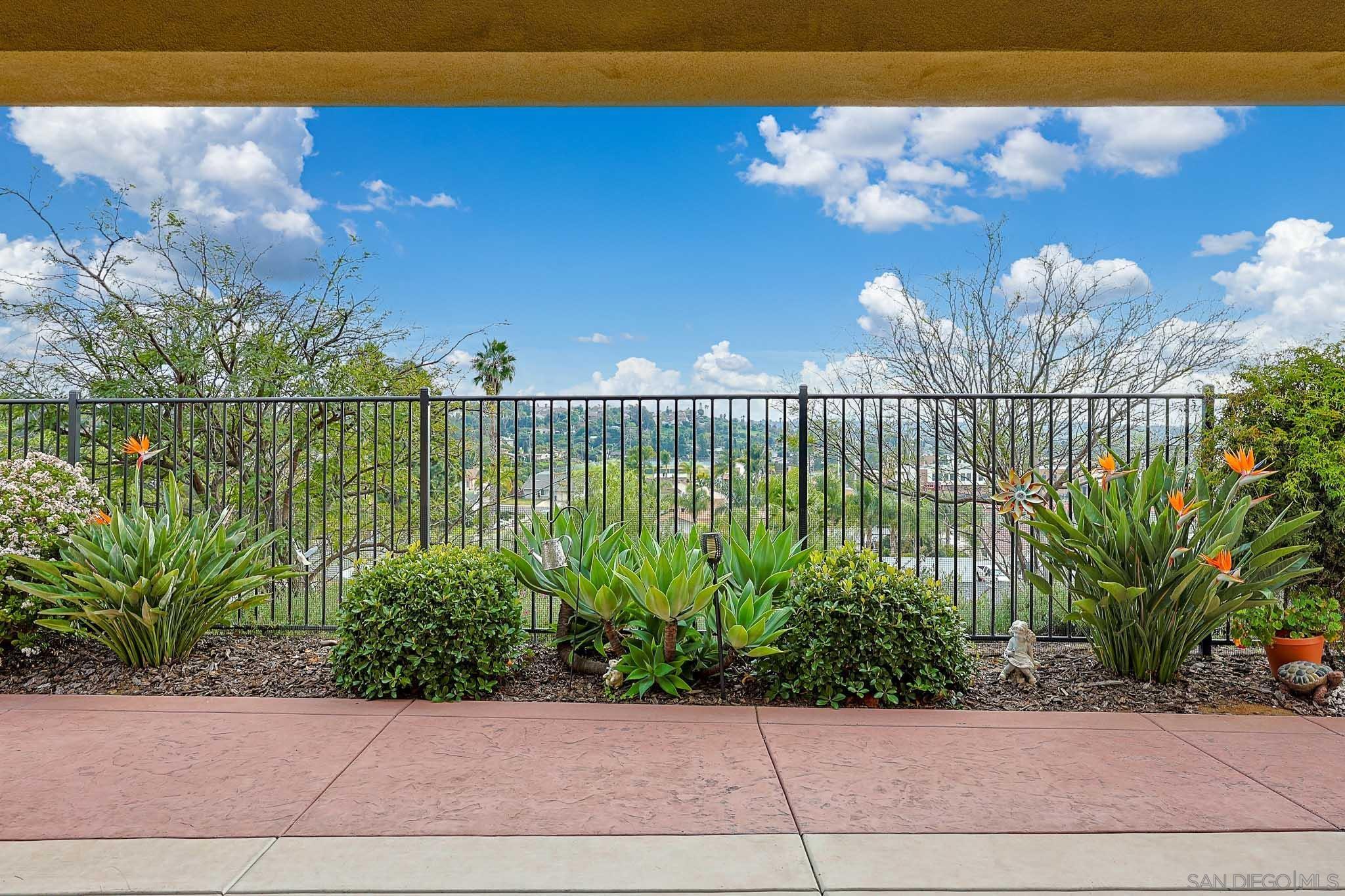 Detail Gallery Image 28 of 34 For 1818  Hayden Ranch Rd, Vista,  CA 92084 - 4 Beds | 3 Baths