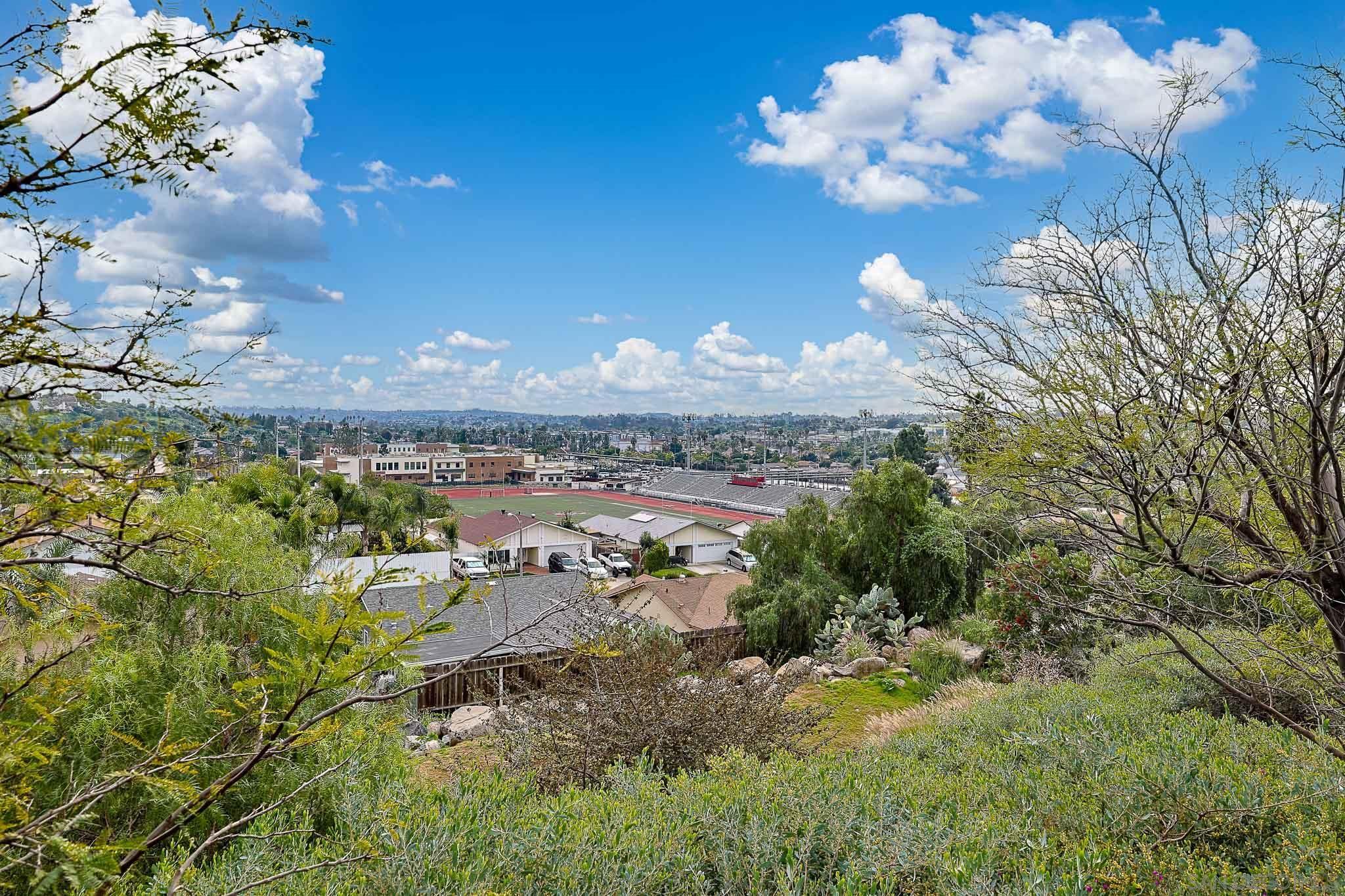 Detail Gallery Image 33 of 34 For 1818  Hayden Ranch Rd, Vista,  CA 92084 - 4 Beds | 3 Baths