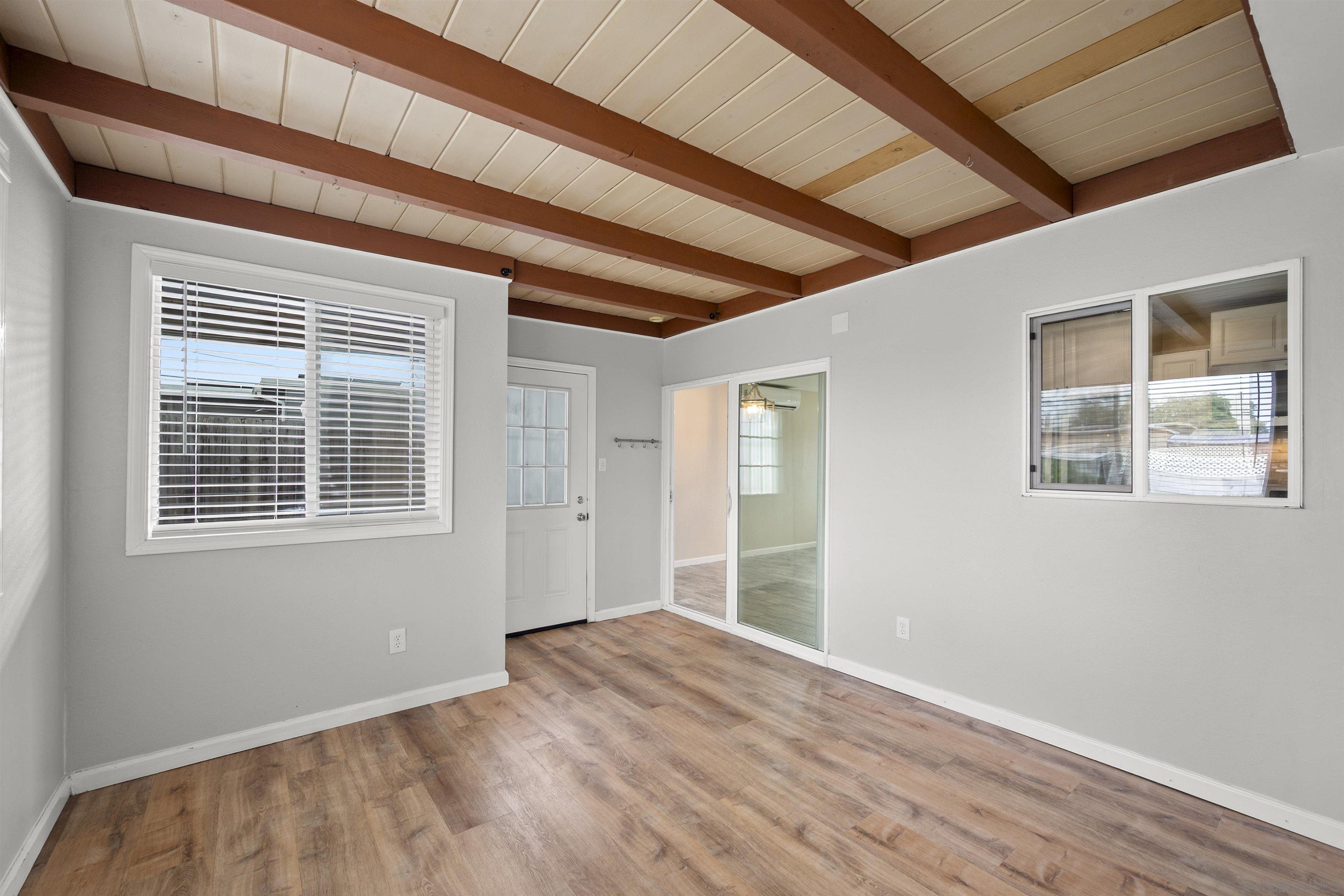 Detail Gallery Image 16 of 23 For 403  Sawtelle Ave, San Diego,  CA 92114 - 3 Beds | 1 Baths