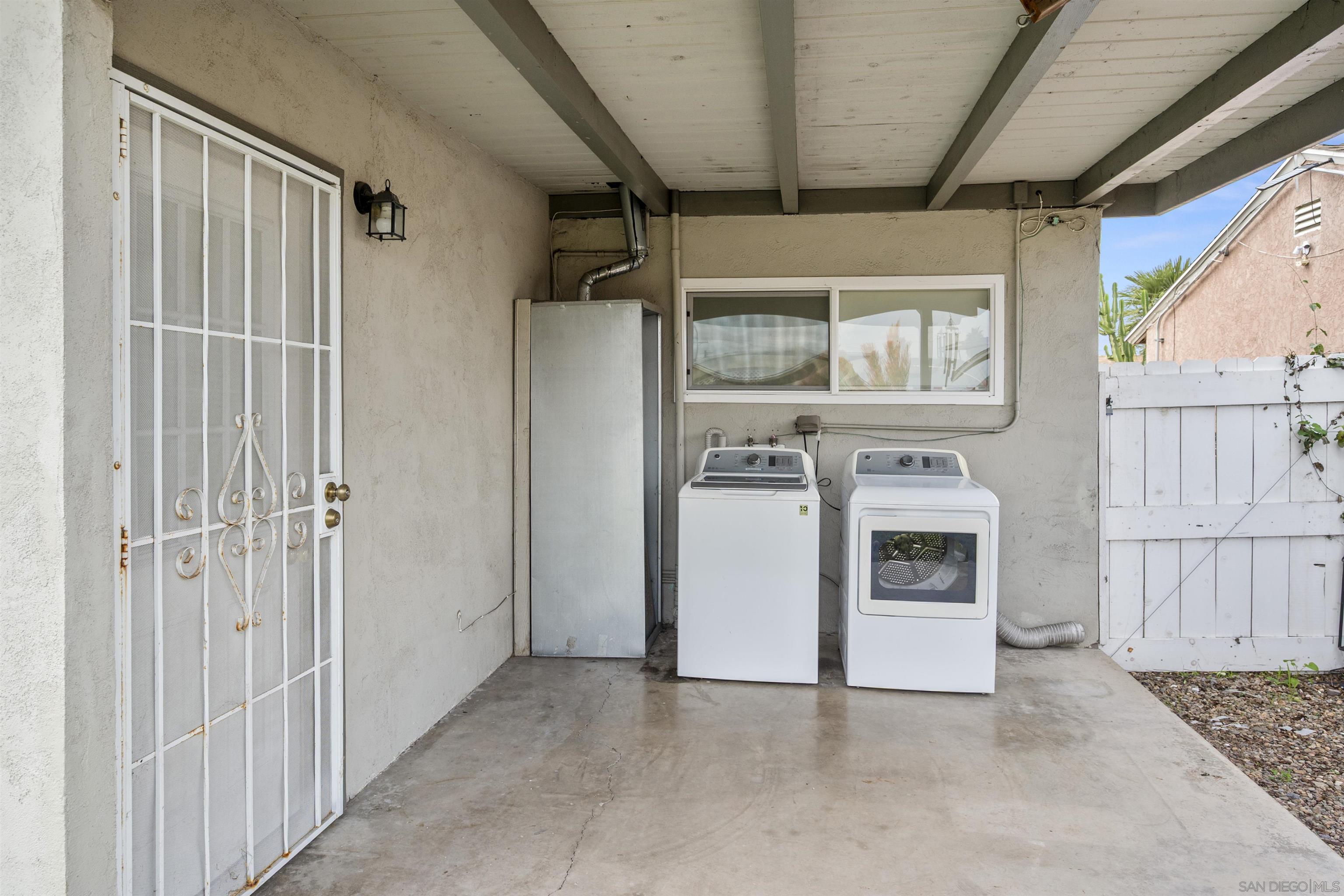 Detail Gallery Image 17 of 23 For 403  Sawtelle Ave, San Diego,  CA 92114 - 3 Beds | 1 Baths