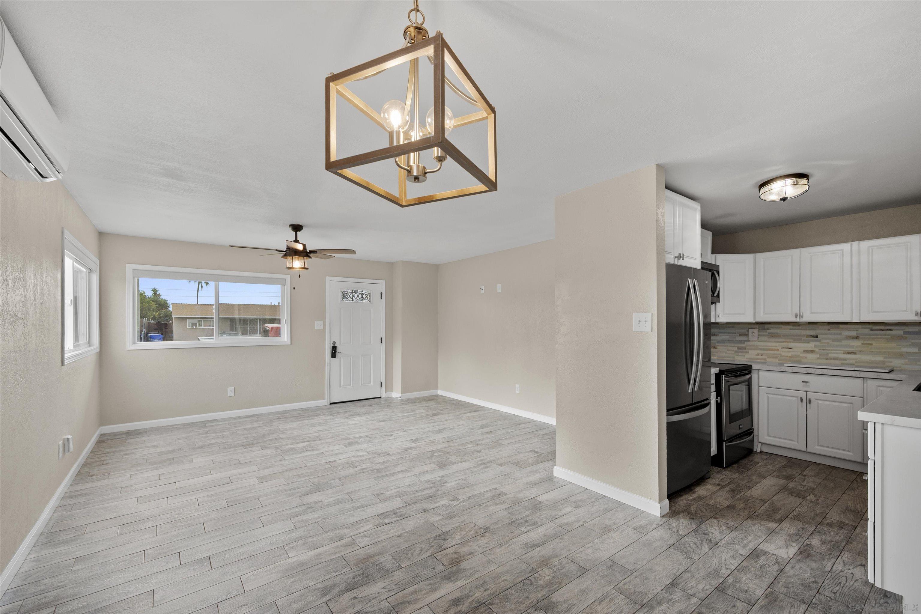 Detail Gallery Image 5 of 23 For 403  Sawtelle Ave, San Diego,  CA 92114 - 3 Beds | 1 Baths