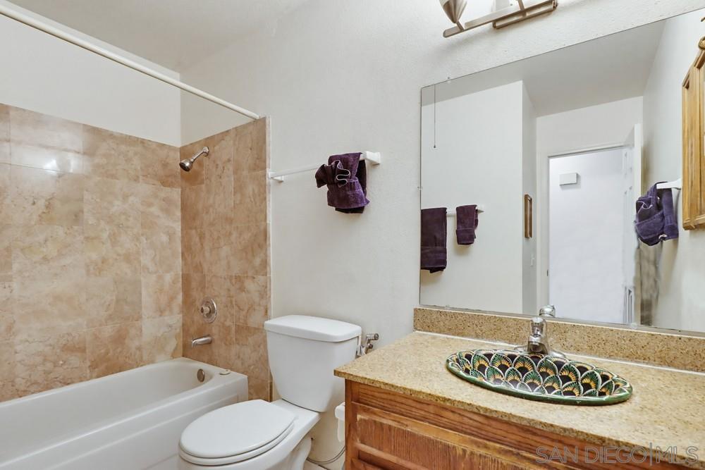 Detail Gallery Image 11 of 21 For 20553  Sycamore Springs Road, Jamul,  CA 91935 - 3 Beds | 2 Baths