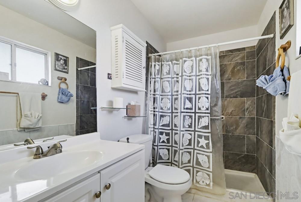 Detail Gallery Image 15 of 21 For 20553  Sycamore Springs Road, Jamul,  CA 91935 - 3 Beds | 2 Baths