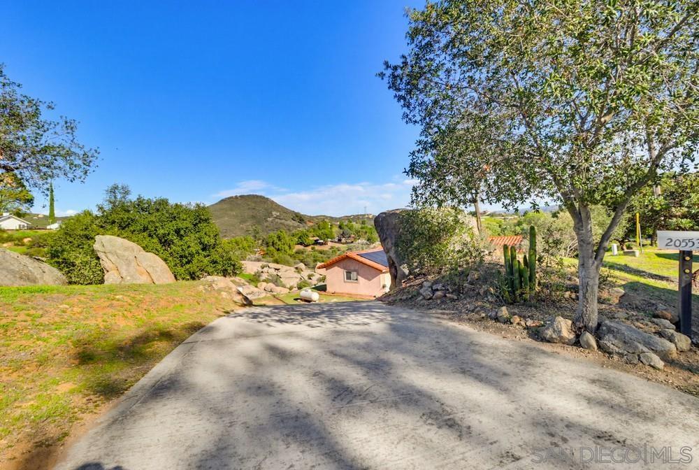 Detail Gallery Image 3 of 21 For 20553  Sycamore Springs Road, Jamul,  CA 91935 - 3 Beds | 2 Baths