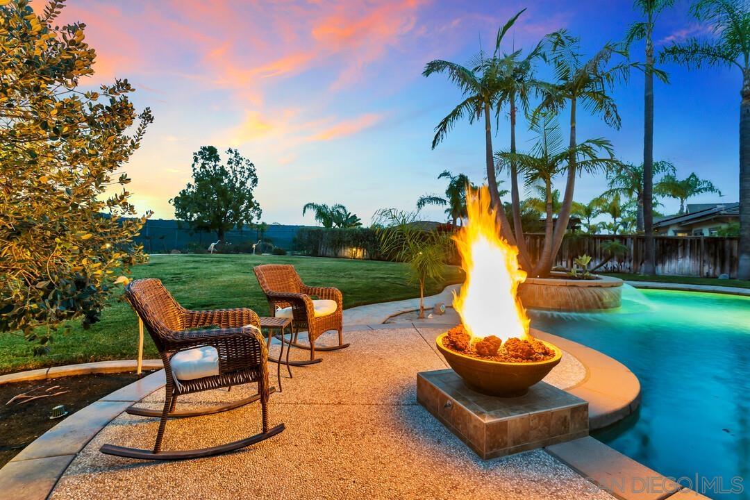 Detail Gallery Image 43 of 54 For 14481  Old Creek Road, San Diego,  CA 92131 - 6 Beds | 4/1 Baths