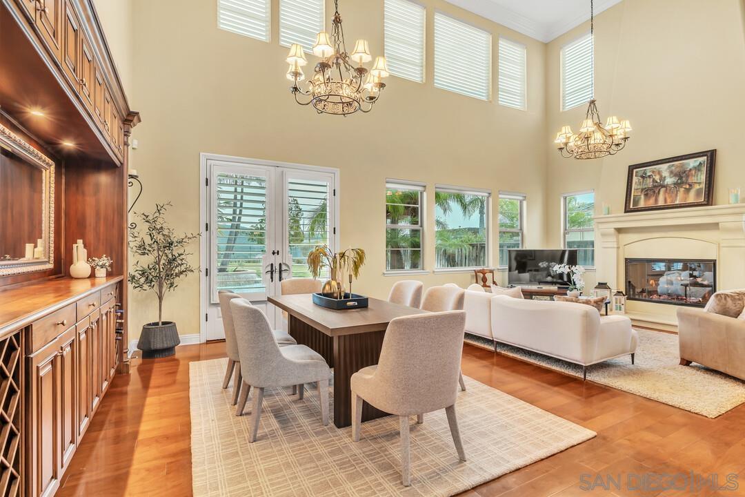 Detail Gallery Image 7 of 54 For 14481  Old Creek Road, San Diego,  CA 92131 - 6 Beds | 4/1 Baths