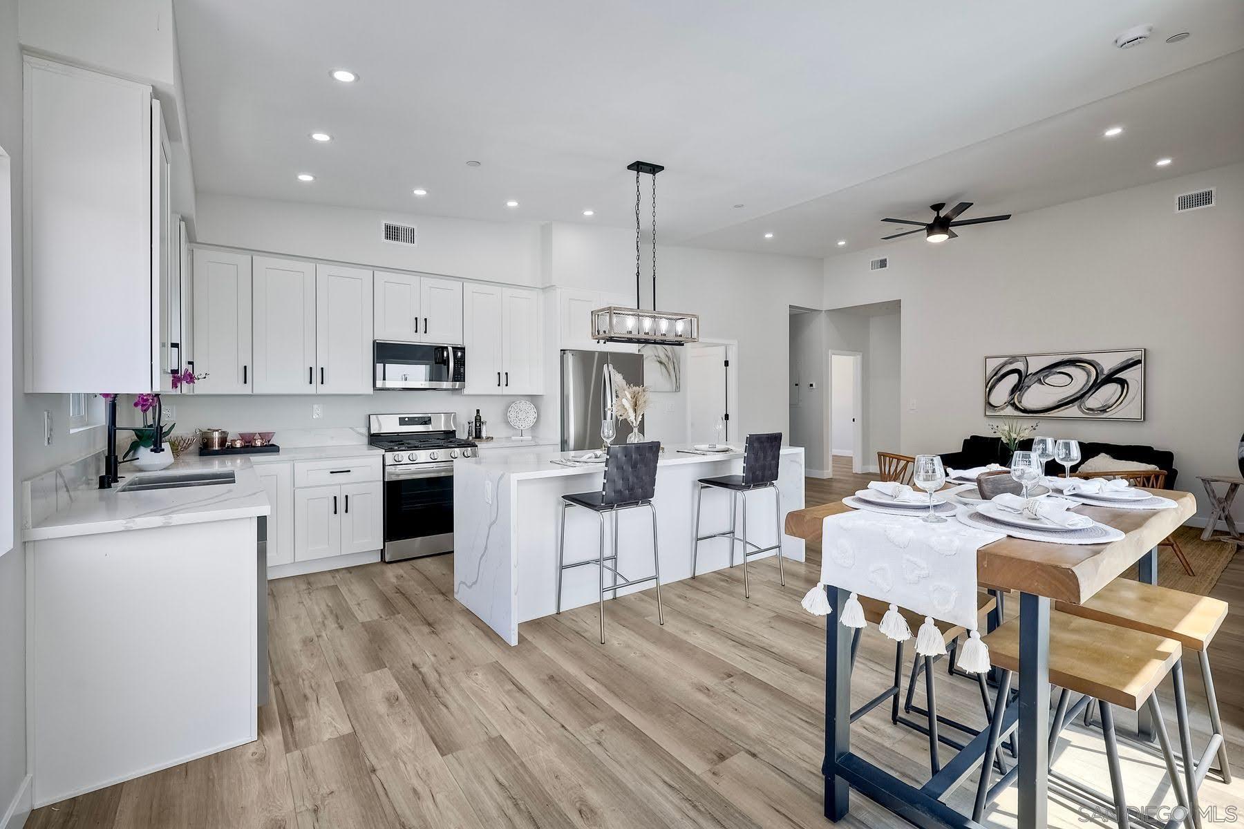 Front Image Thumbnail for SD260002079