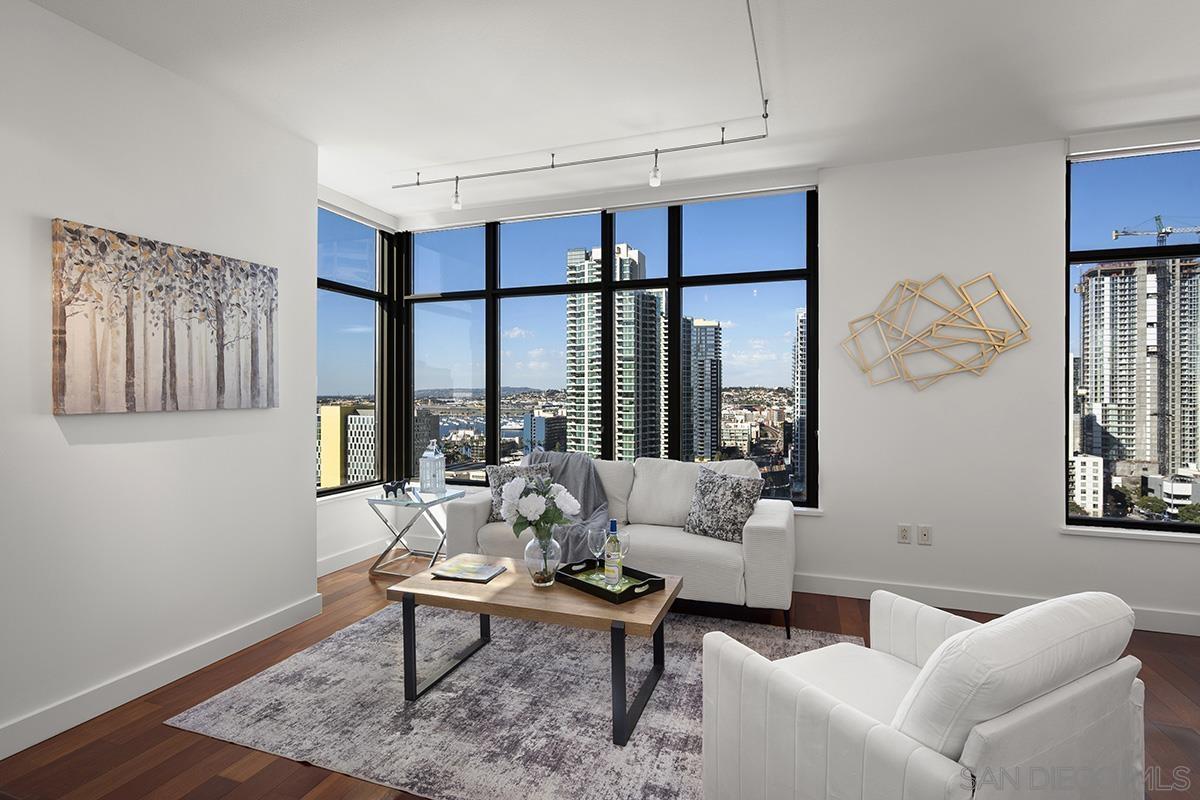 Detail Gallery Image 2 of 52 For 700 W E Street  #1903,  San Diego,  CA 92101 - 2 Beds | 2 Baths